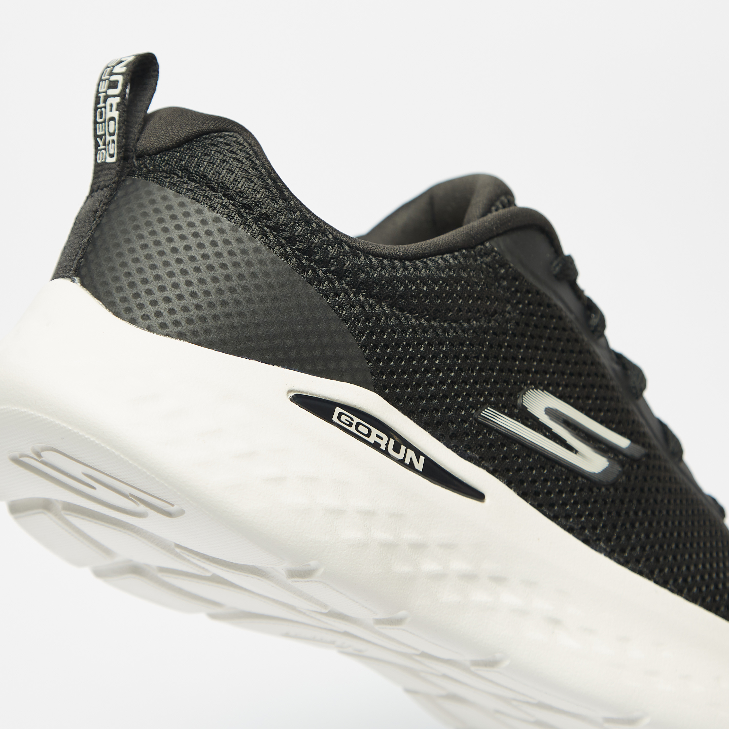 حذاء جري برباط إغلاق للنساء من سكيتشرز - GO RUN MOTION-sports-women-shoes-image-8