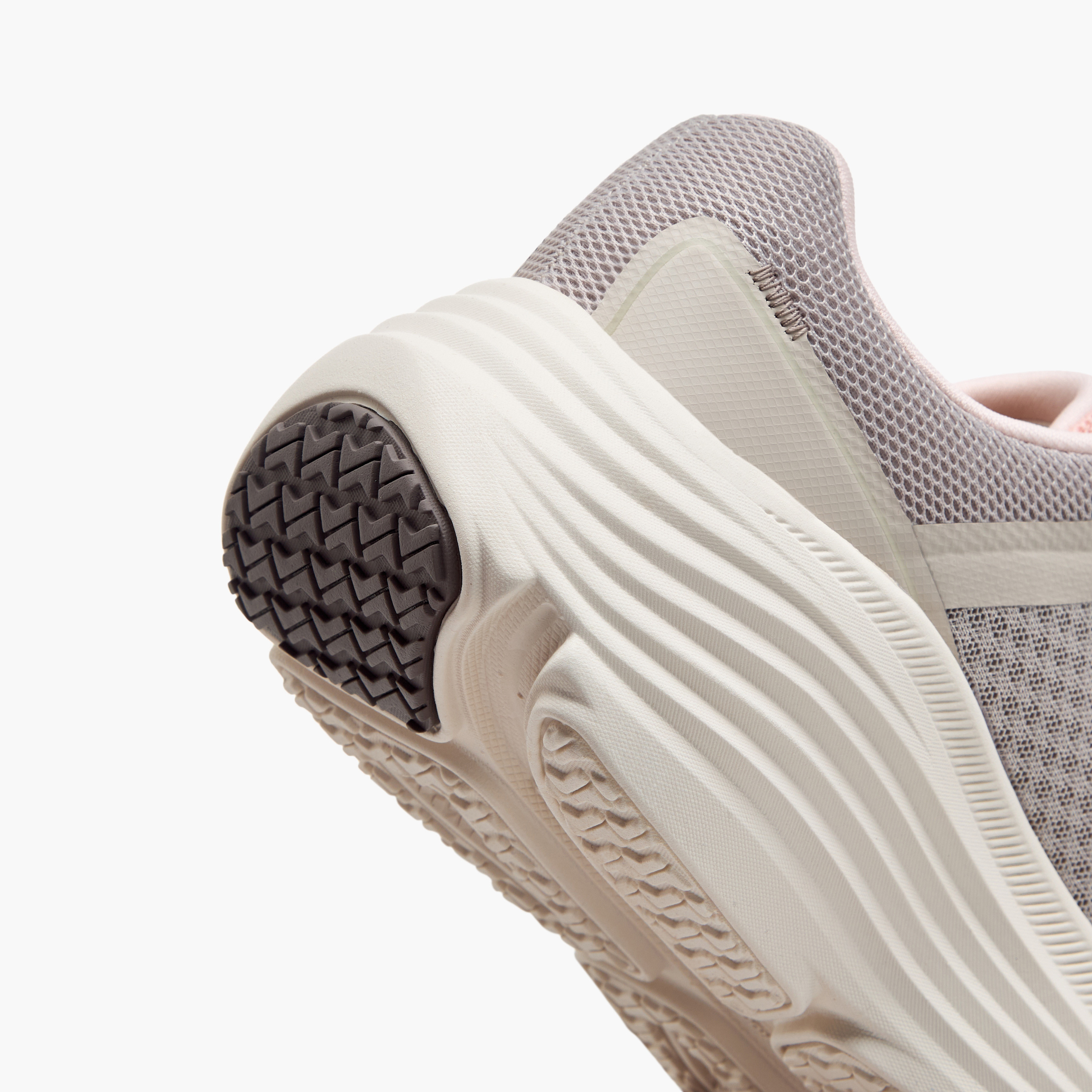 سكيتشرز - حذاء تدريب برباط ماكس كوشينيج انديفاور - للنساء-women-shoes-sneakers-image-15