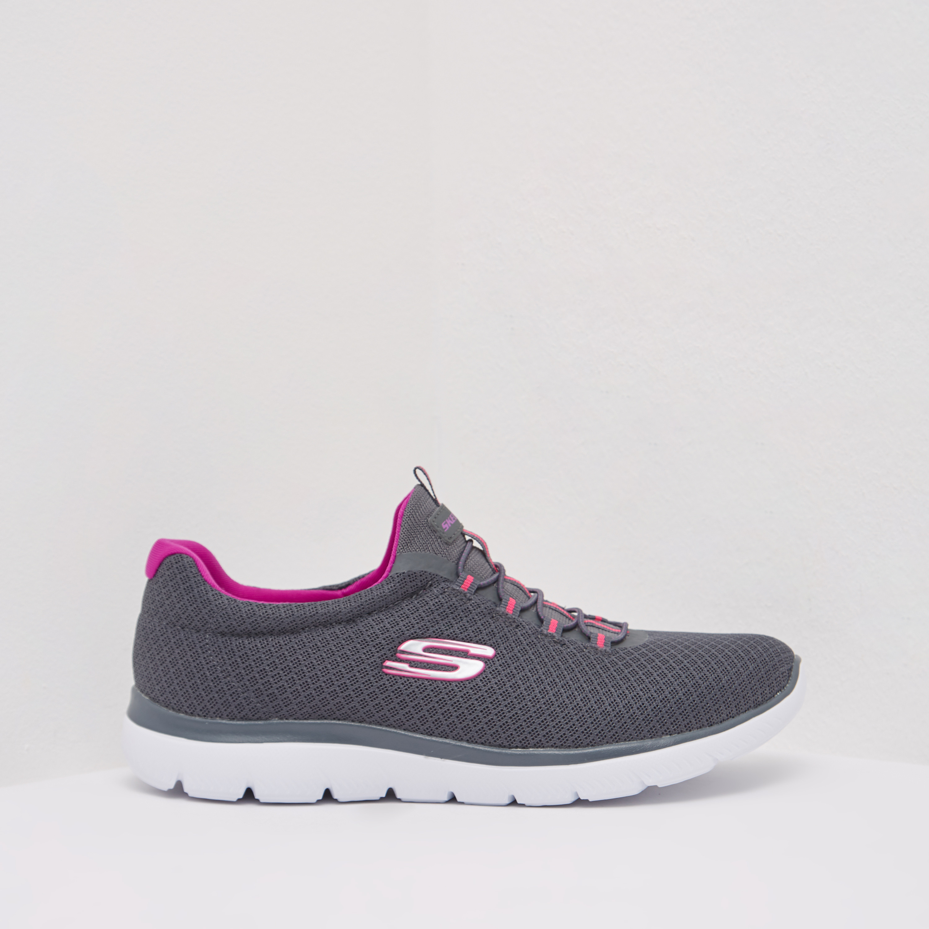 حذاء مشي بارز الملمس للنساء من سكتشرز-women-shoes-sneakers-image-1