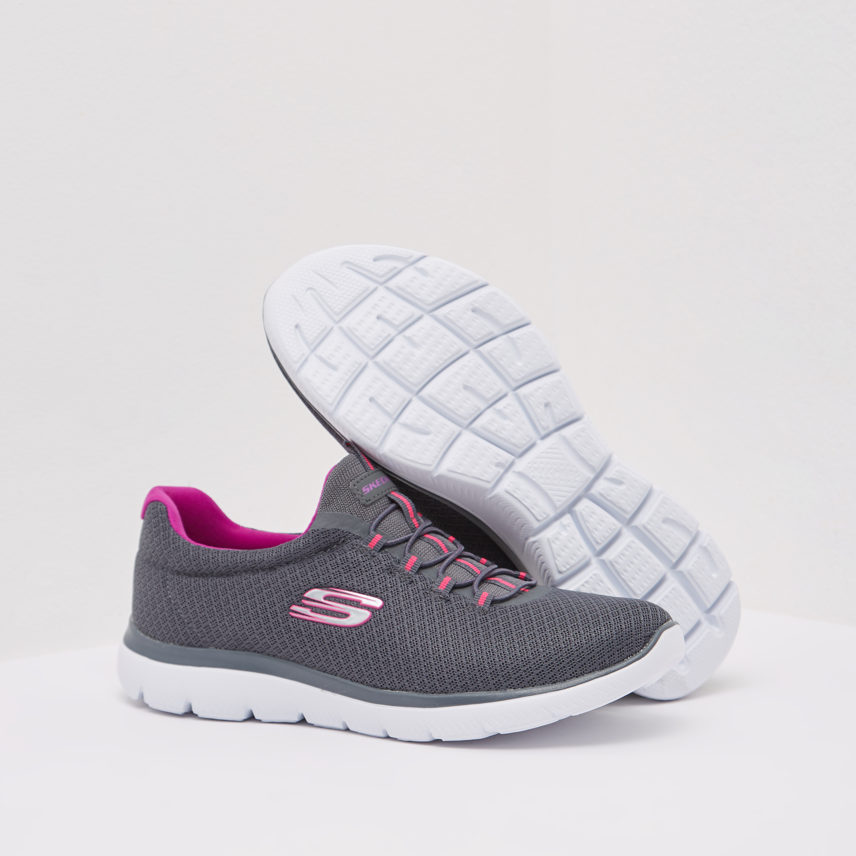 حذاء مشي بارز الملمس للنساء من سكتشرز-women-shoes-sneakers-image-4