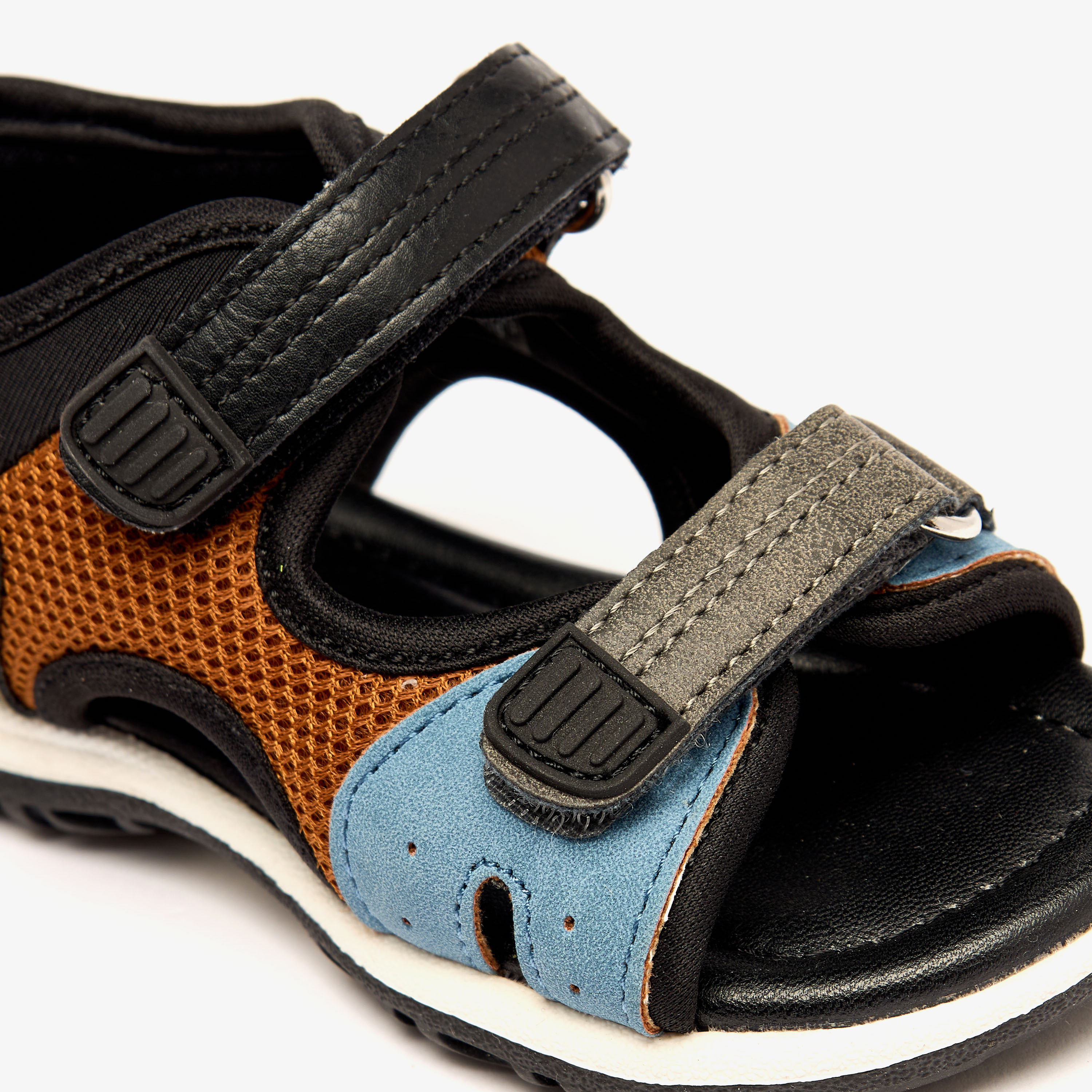 Barefeet Panelled Sandals with Hook and Loop Closure-boys-shoes-sandals-image-5
