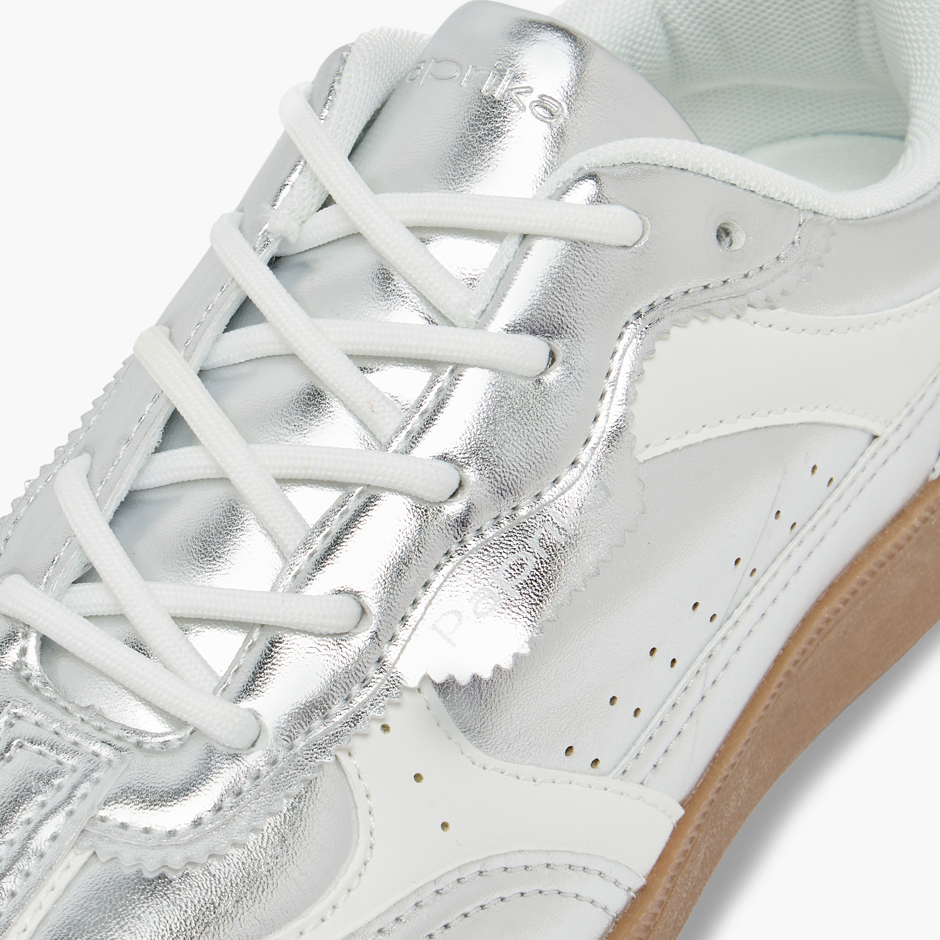 حذاء برباط للنساء من بابريكا-women-shoes-sneakers-image-4