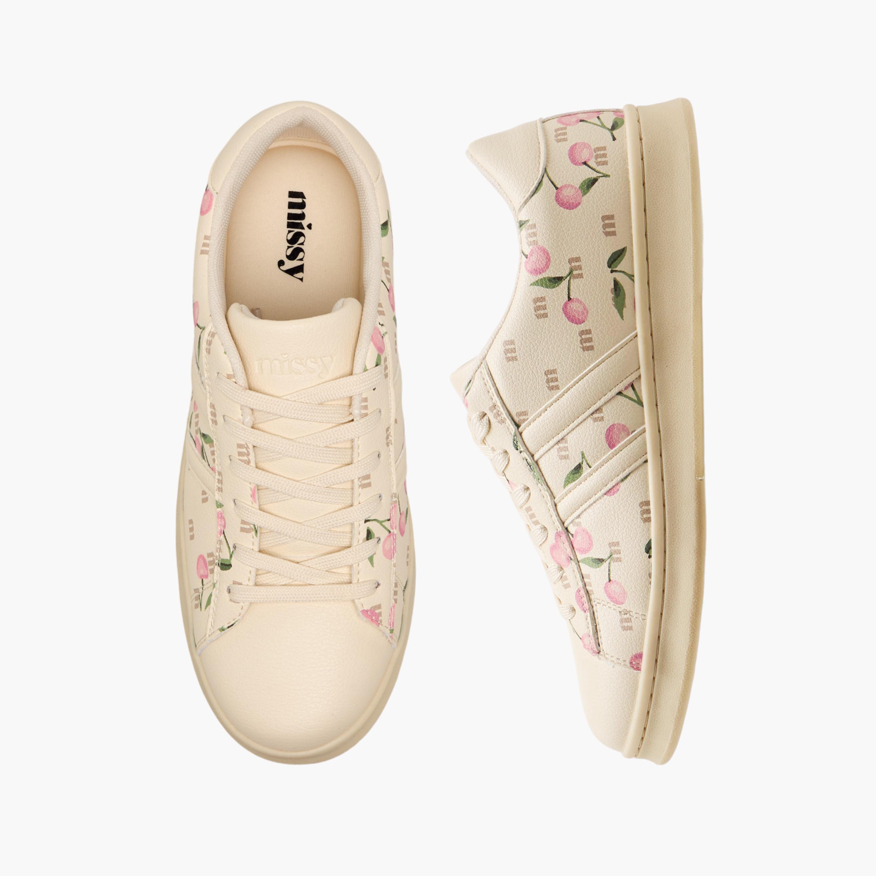 حذاء سنيكرز برباط إغلاق للكاحل للنساء من ميسي-women-shoes-sneakers-image-1