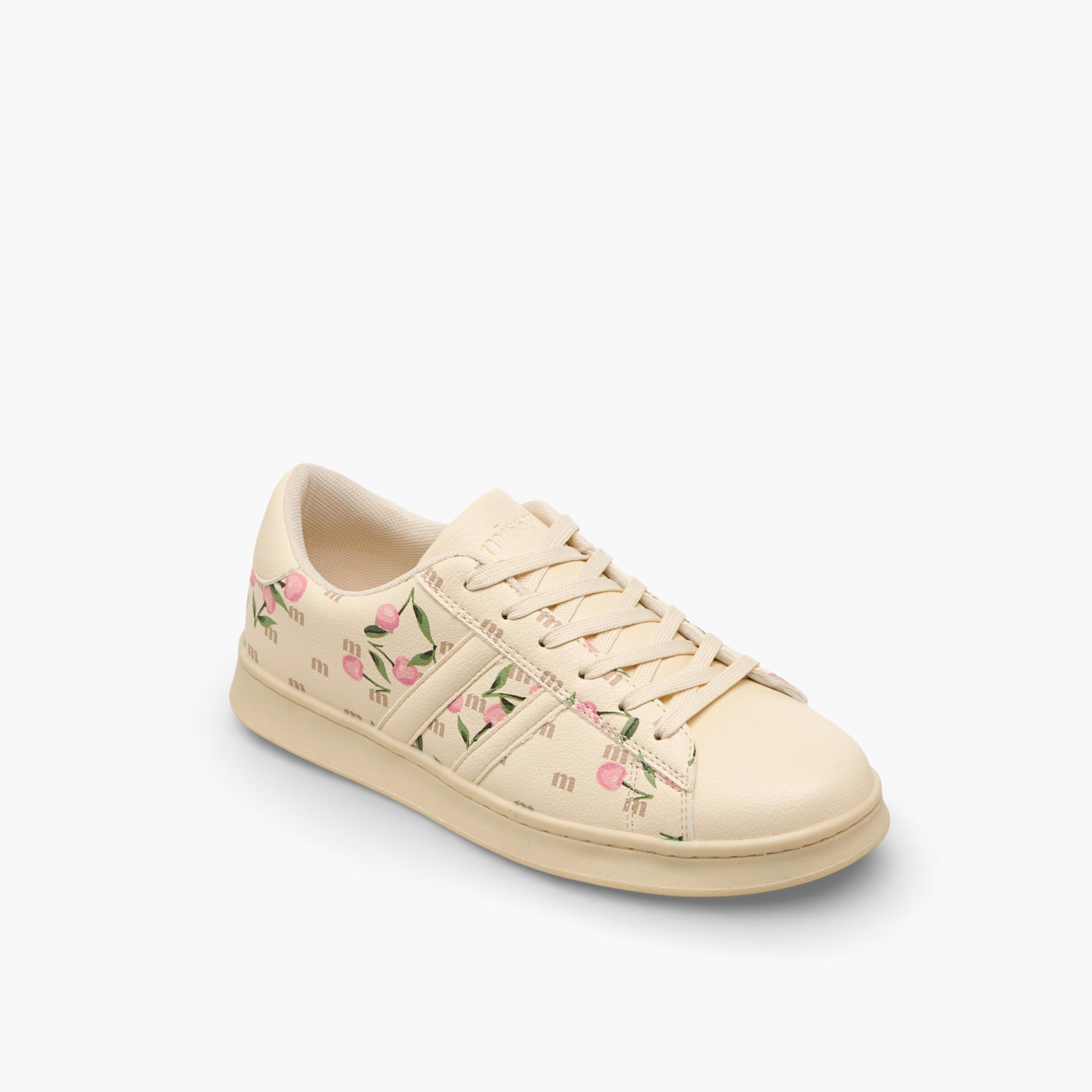 حذاء سنيكرز برباط إغلاق للكاحل للنساء من ميسي-women-shoes-sneakers-image-2