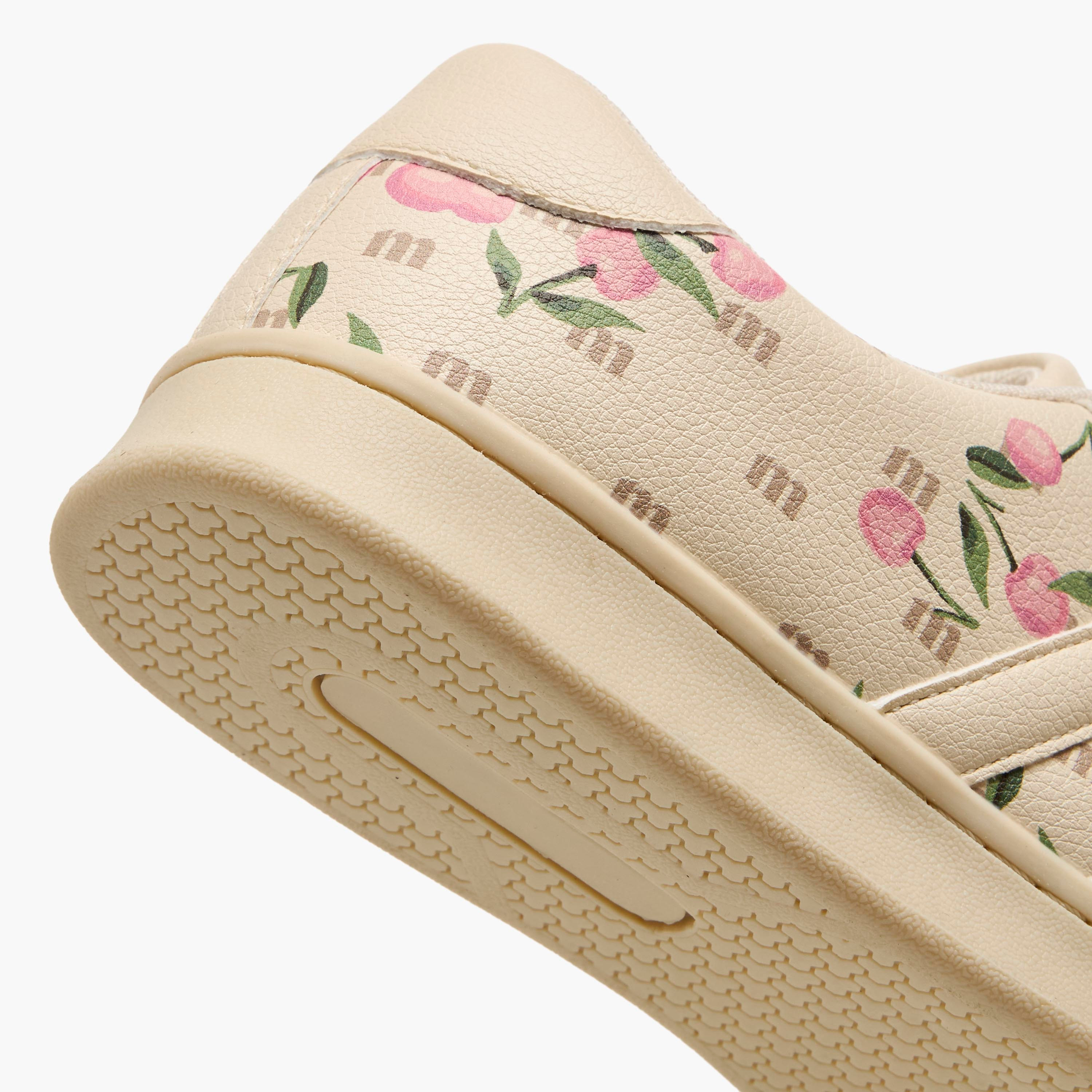 حذاء سنيكرز برباط إغلاق للكاحل للنساء من ميسي-women-shoes-sneakers-image-5