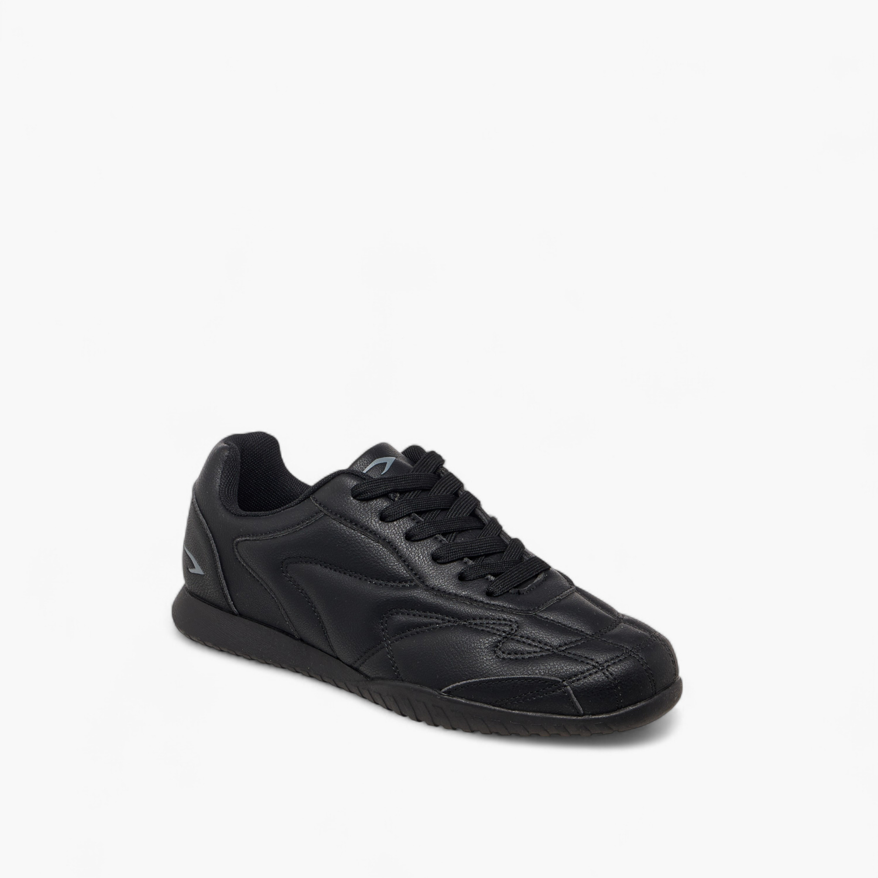 حذاء رياضي برباط إغلاق وتفاصيل شعار من داش-women-shoes-sports-image-3