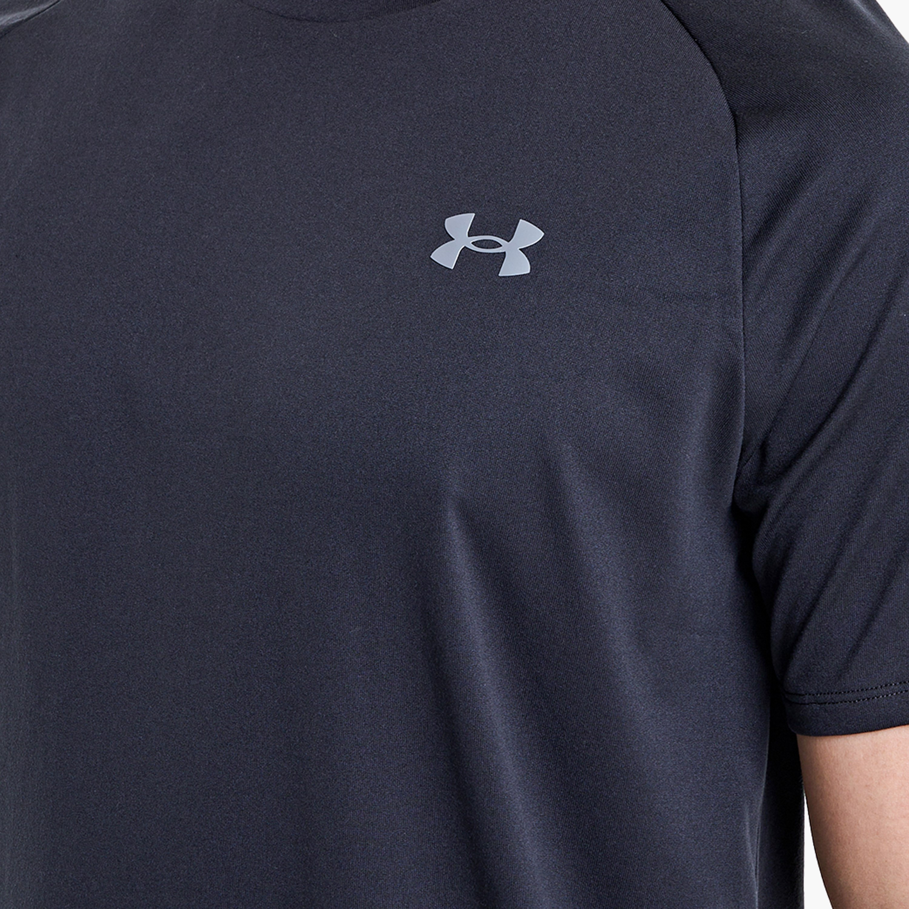 Under Armour Tech 2.0 Plain Crew Neck Short Sleeves T-Shirt | 1326413-men-clothing-sportswearandactivewear-tshirtsandpolos-image-3