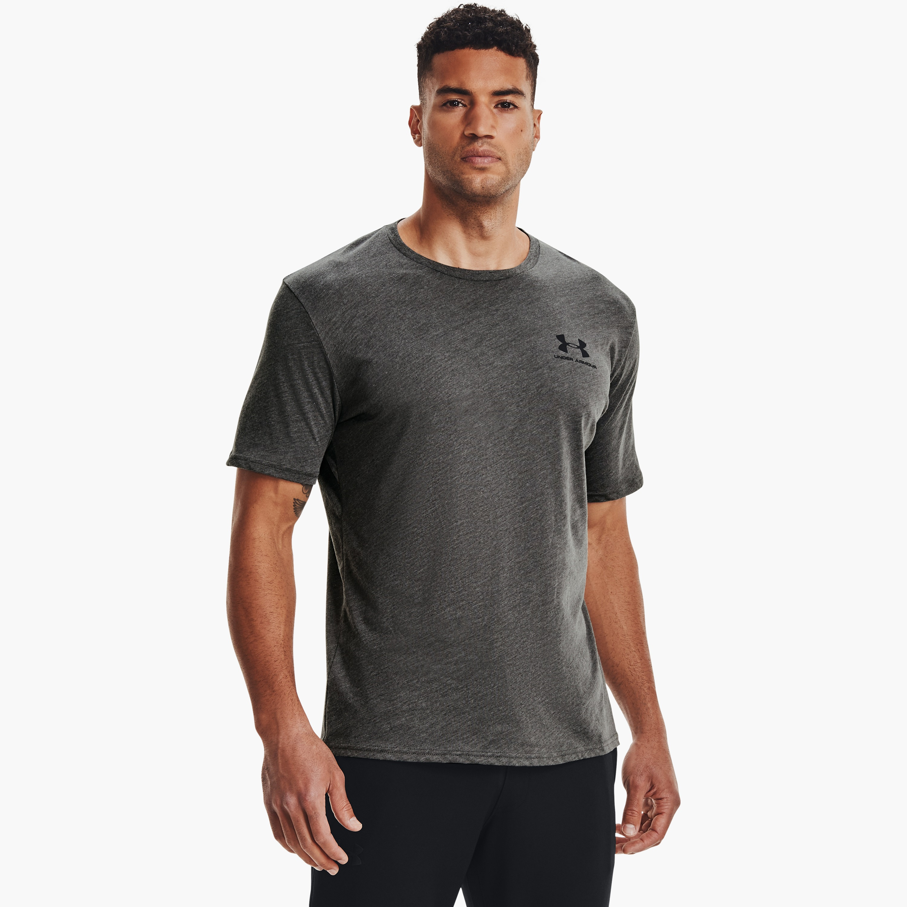 Under Armour Sportstyle Plain Crew Neck Short Sleeves T-Shirt | 1326799-men-clothing-sportswearandactivewear-tshirtsandpolos-image-1
