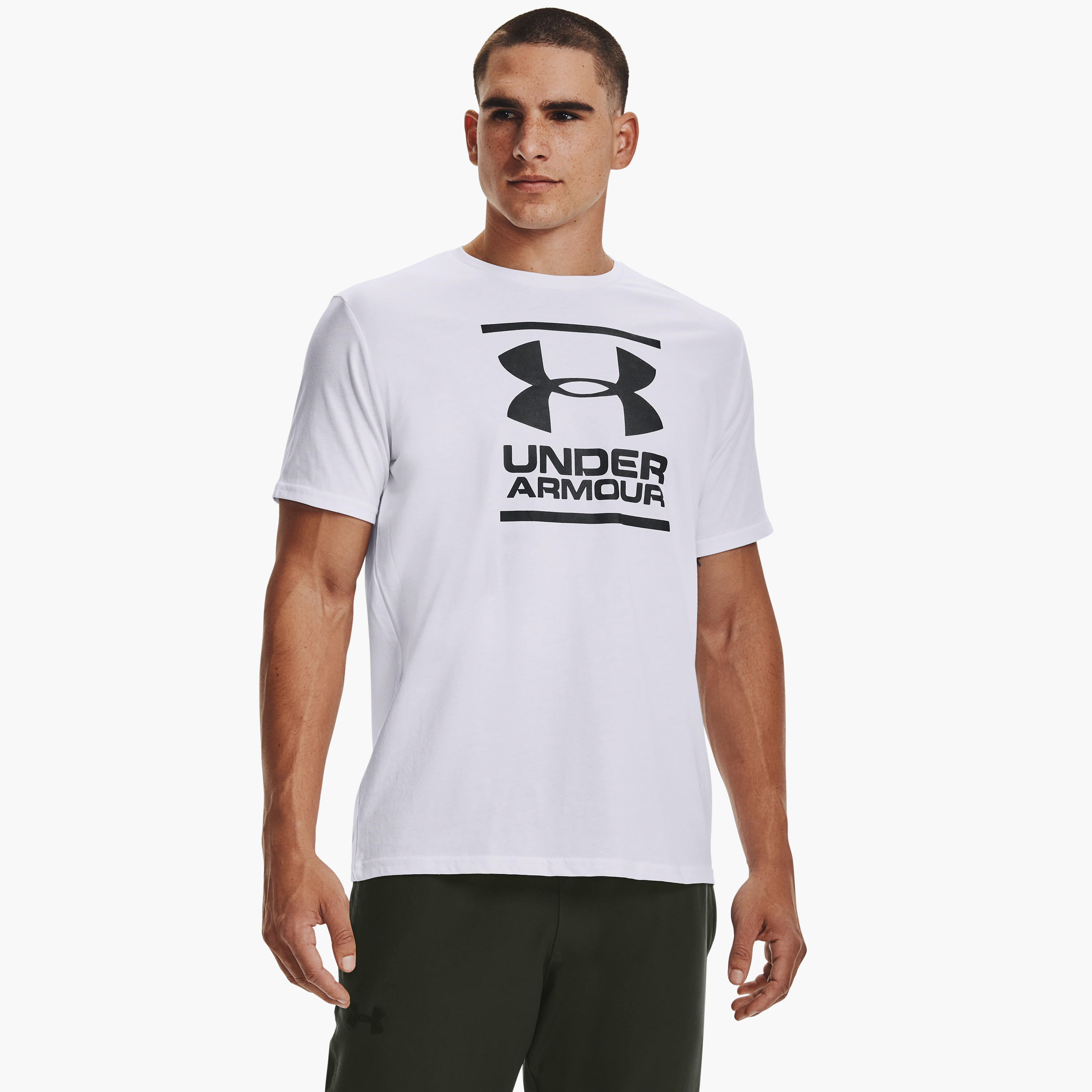 تي شيرت بأكمام قصيرة ورقبة دائرية ومطبوعة بماركة مؤسسة اندر ارمور جي ال | 1326849-men-clothing-sportswearandactivewear-tshirtsandpolos-image-13