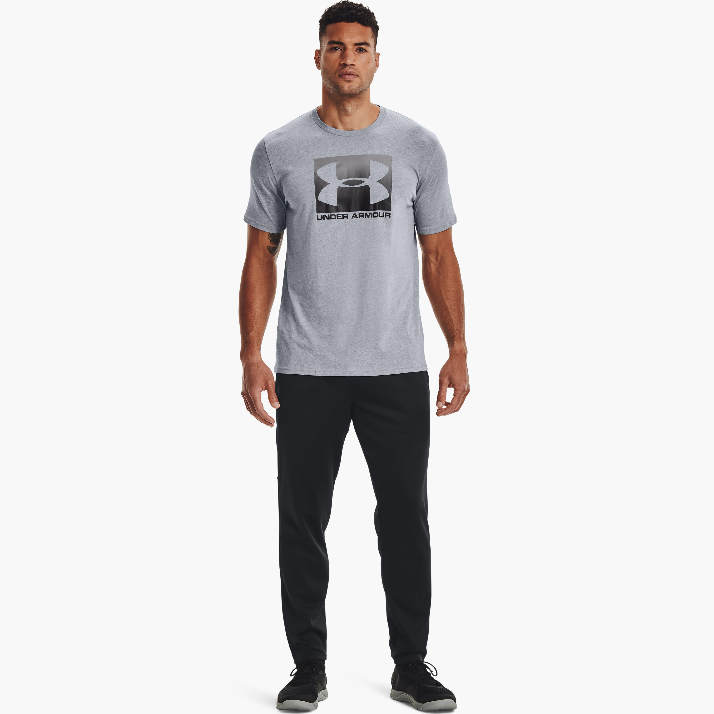 تي شيرت بياقة مستديرة وأكمام قصيرة مطبوعة من اندر ارمور سبورت ستايل | 1329581-men-clothing-sportswearandactivewear-tshirtsandpolos-image-6