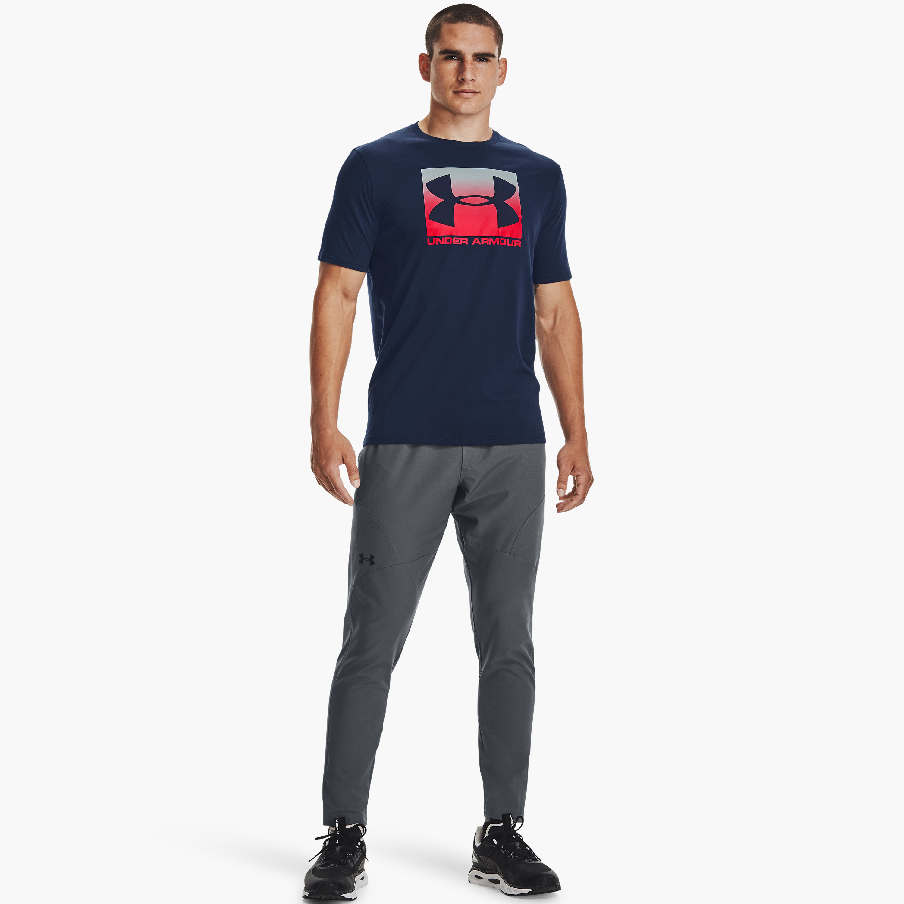تي شيرت بياقة مستديرة وأكمام قصيرة مطبوعة من اندر ارمور سبورت ستايل | 1329581-men-clothing-sportswearandactivewear-tshirtsandpolos-image-14