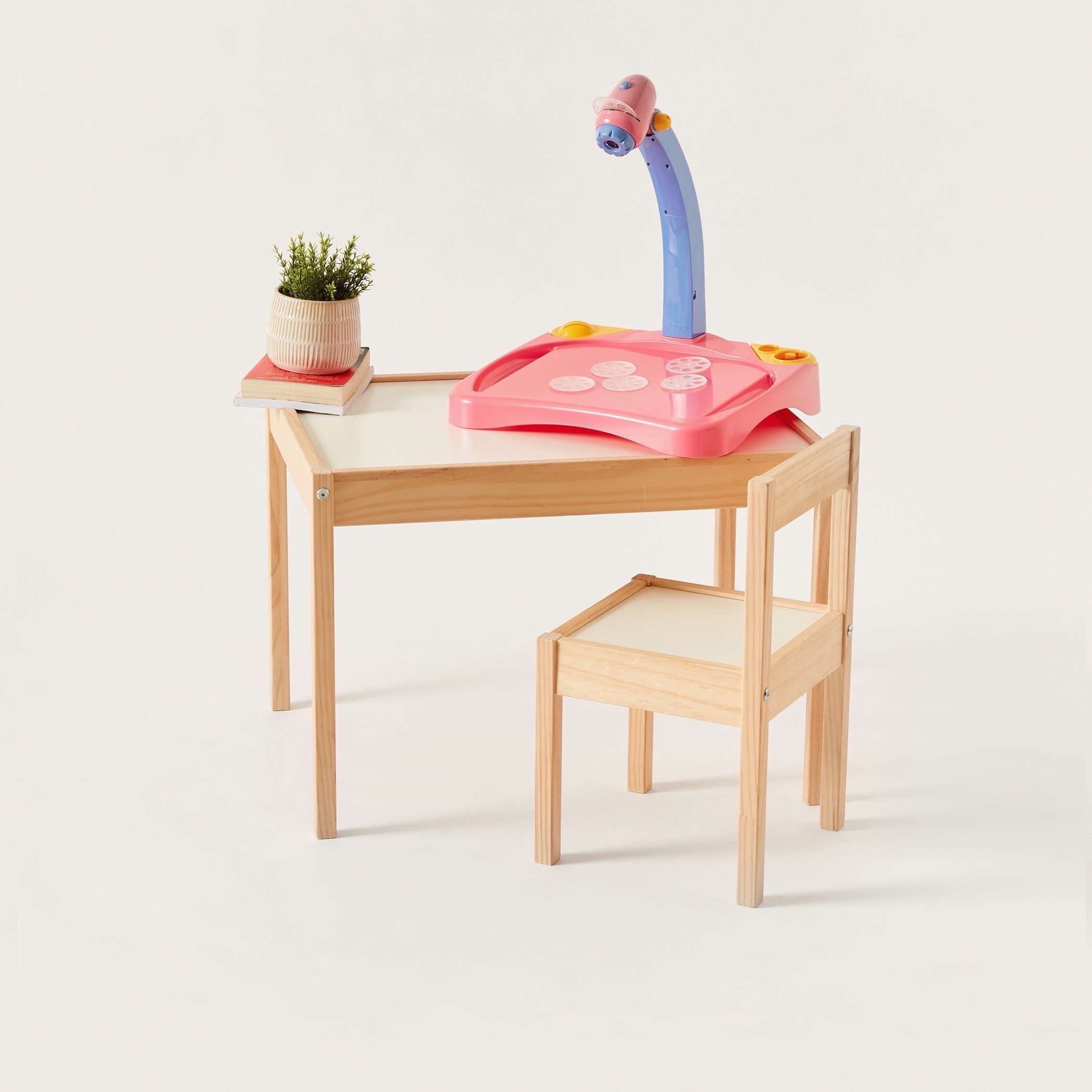 لعبة استديو التصميم مولتو بروجكتر-school-artsandcrafts-image-1