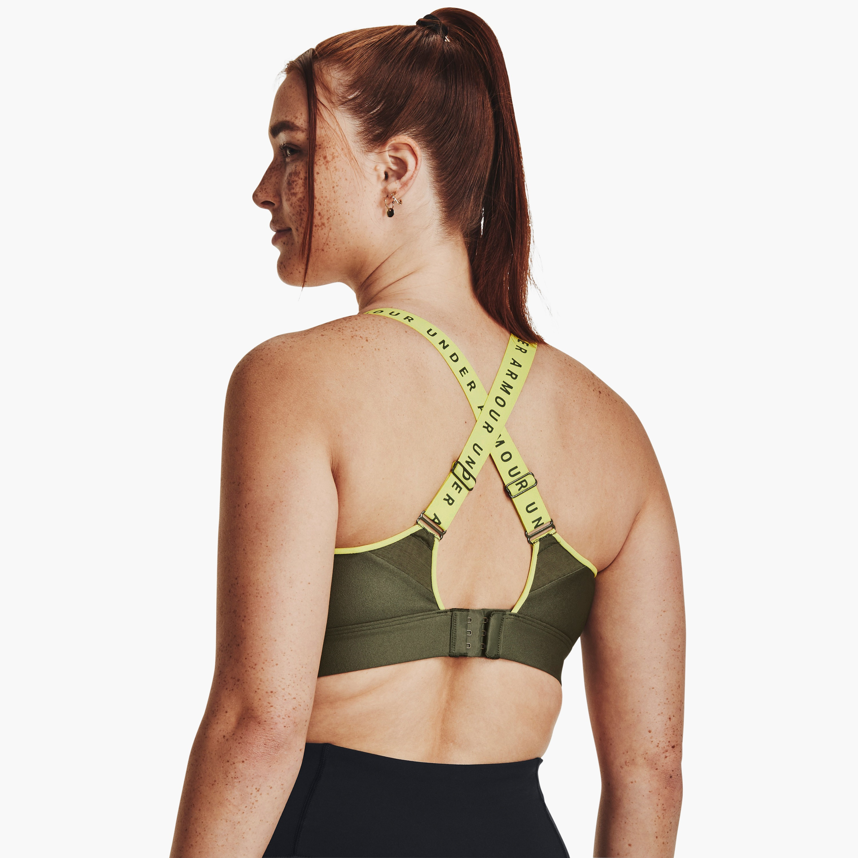 Under Armour Infinity Logo Scoop Neck Sleeveless Sports Bra | 1351994-women-clothing-sportswearandactivewear-sportsbras-image-7