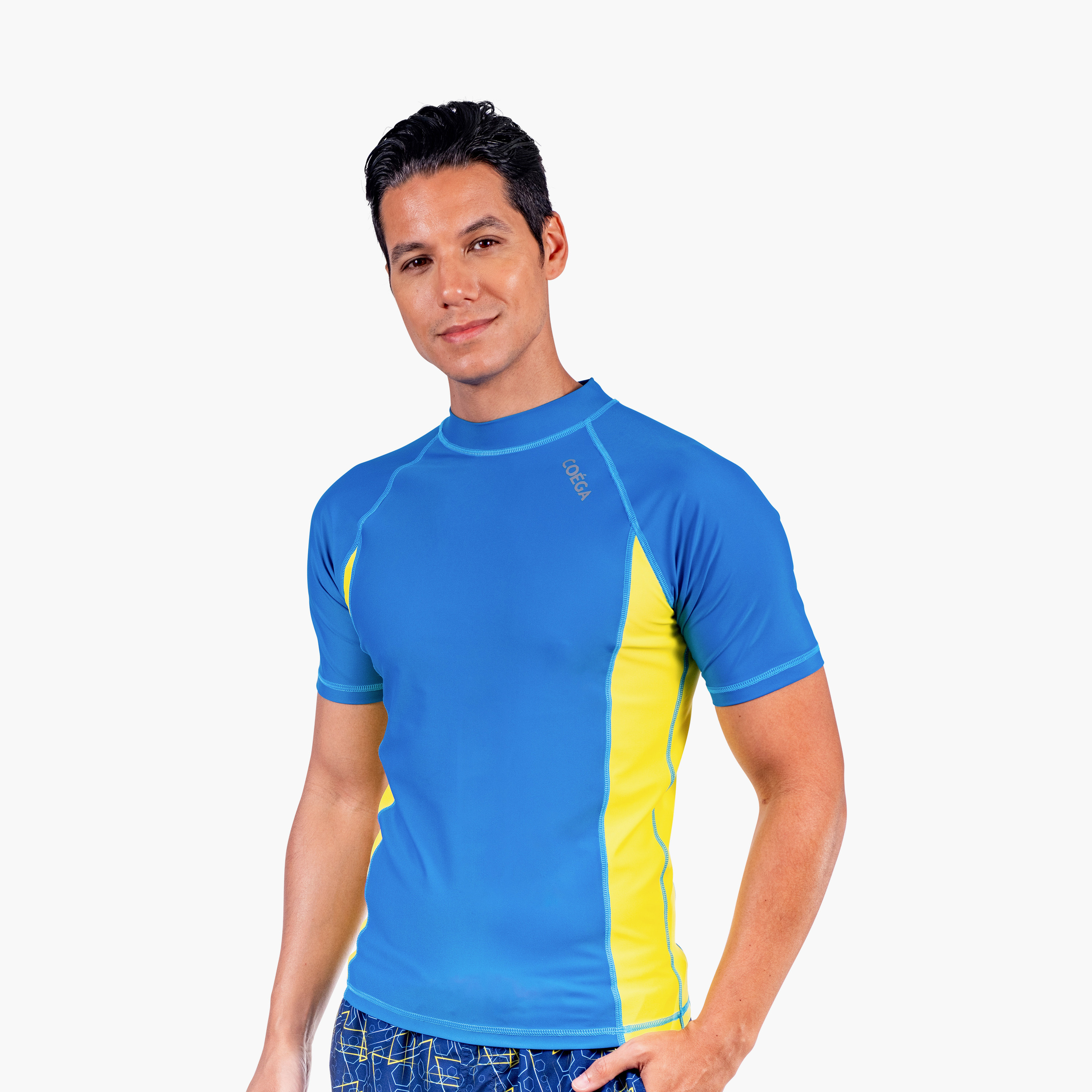 كويغا-  سترة سباحة واقية من الشمس أكمام قصيرة للرجال-sports-men-clothing-swimwear-image-3