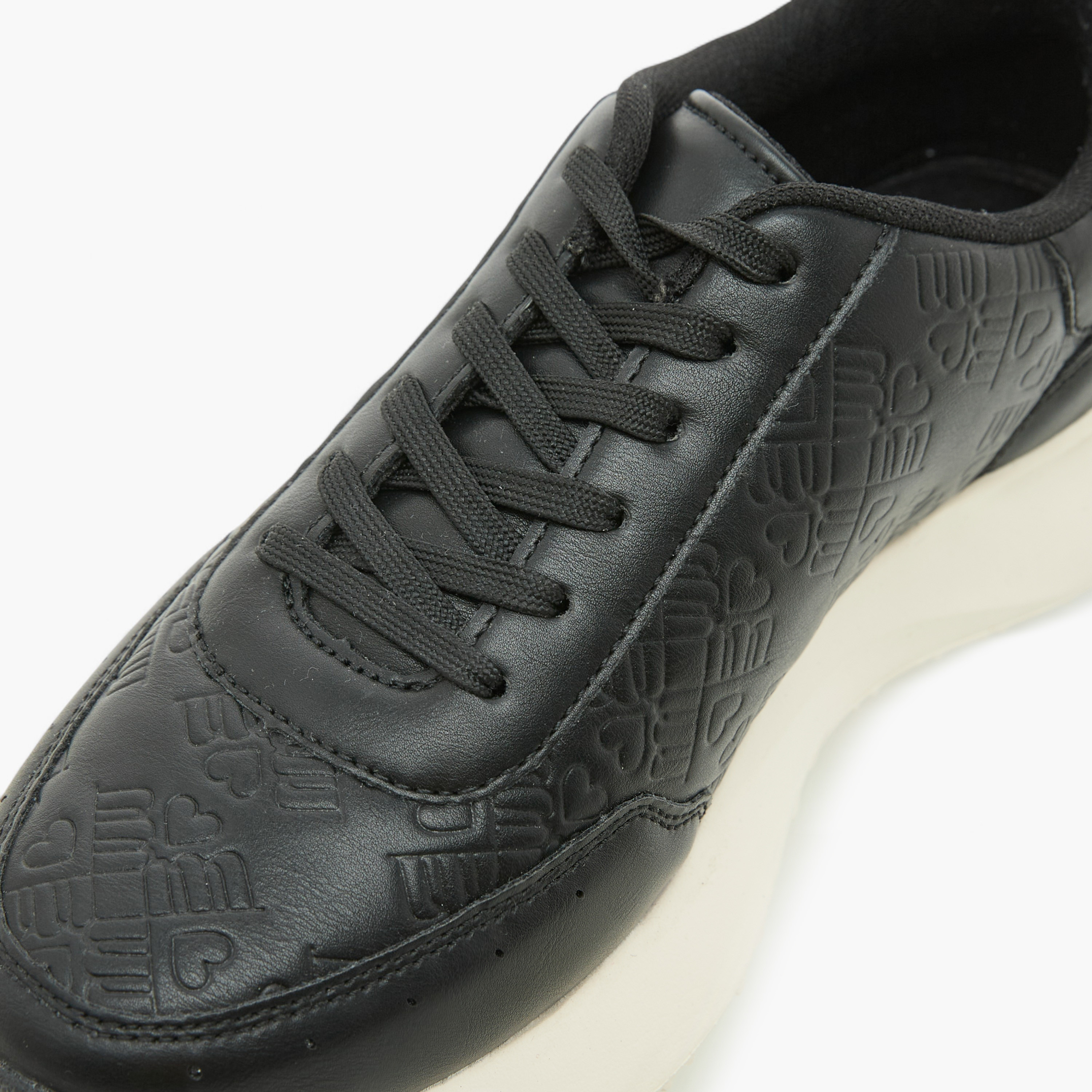 حذاء سنيكرز بنقوش مونوجرام ورباط من ميسي-women-shoes-sneakers-image-4