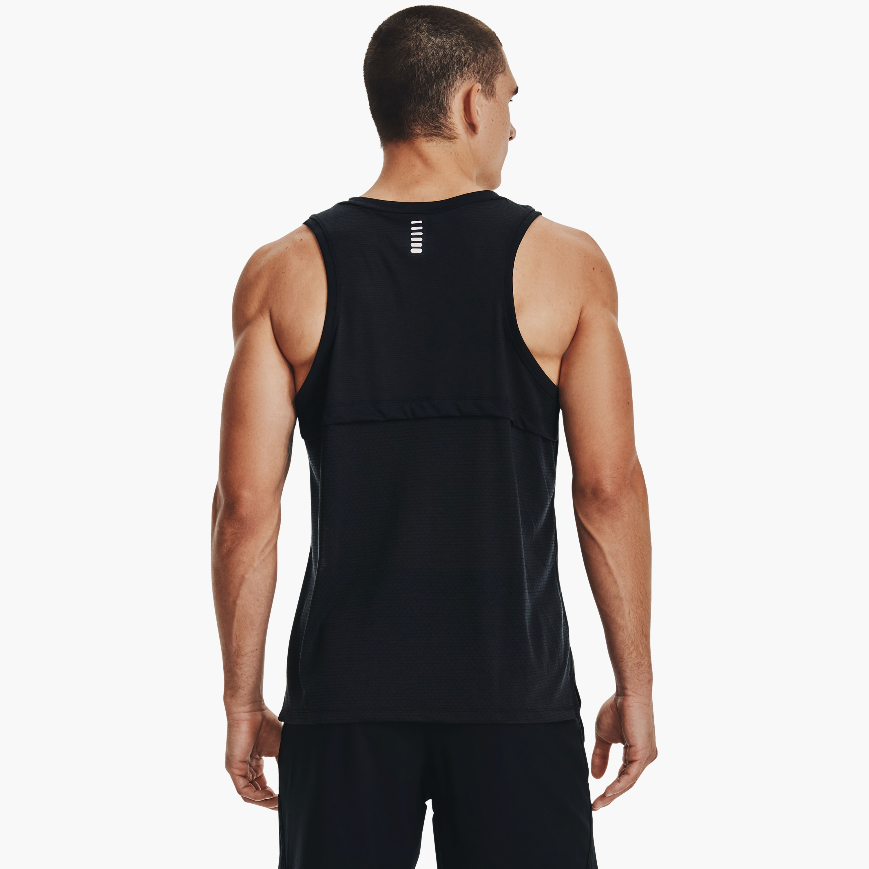 تيشيرت بشعار من اندر ارمر ستريكار برقبة مستديرة بلا أكمام | 1361468-men-clothing-sportswearandactivewear-tshirtsandpolos-image-3