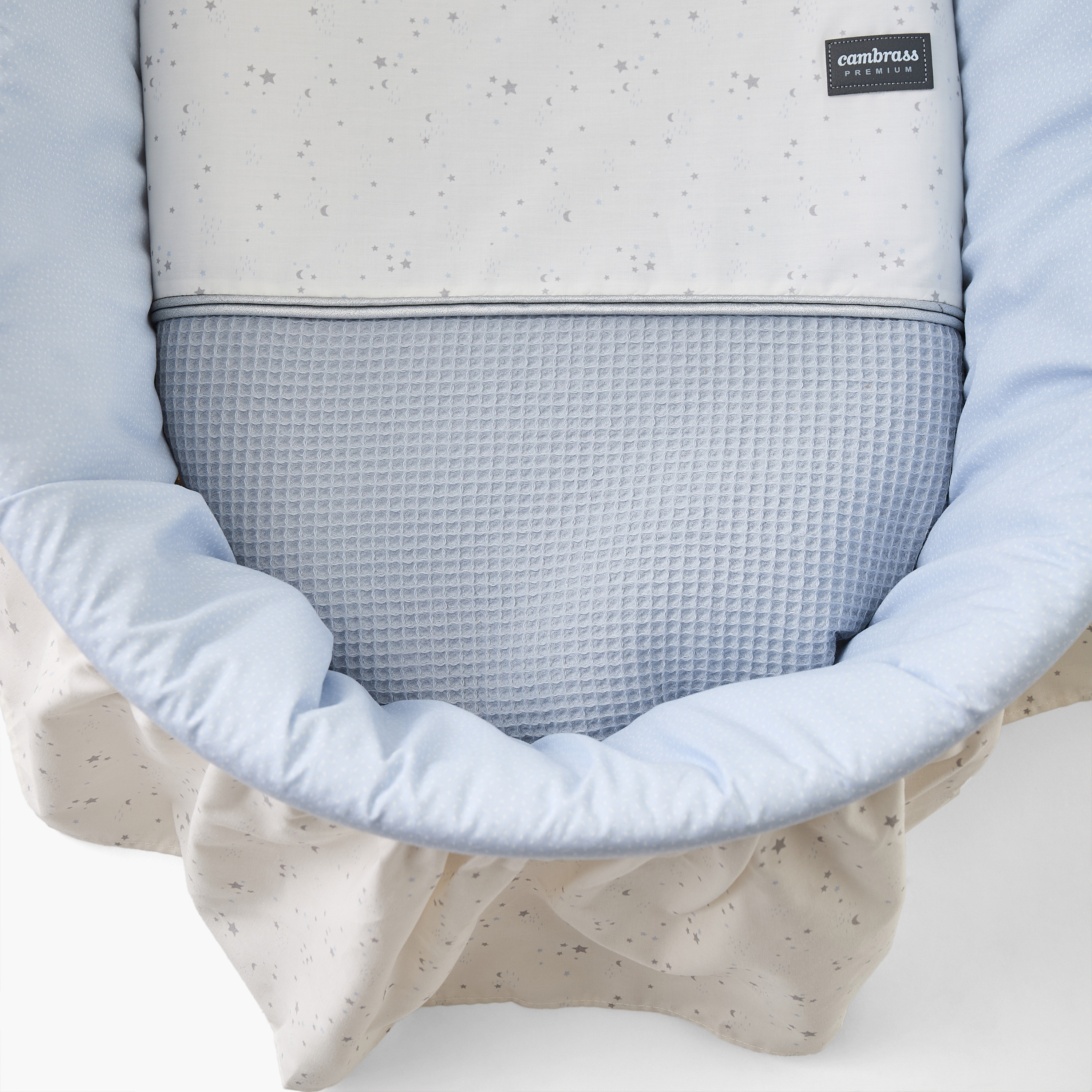 Cambrass Moses Basket with Handles and Hood-baby-nursery-furniture-cribsandbeds-bassinets-image-9