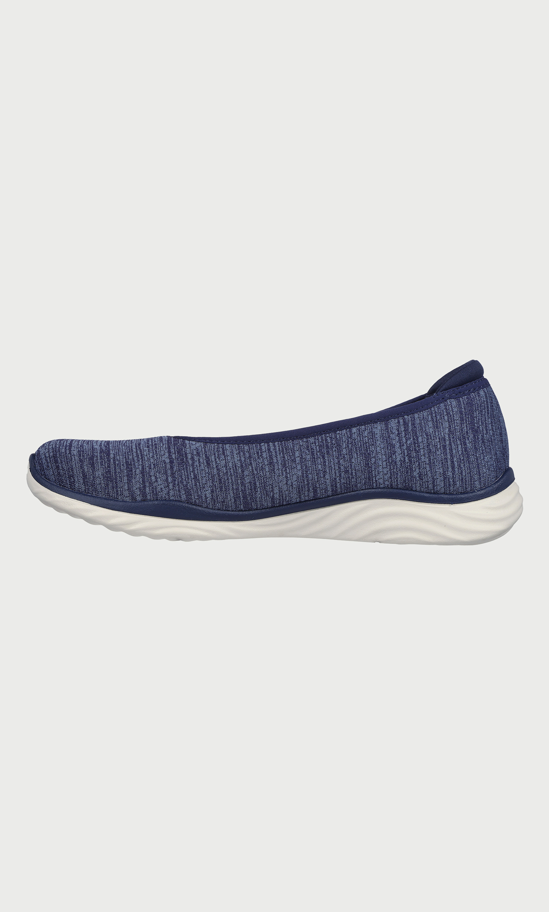 حذاء كاجوال من سكيتشرز اون ذا جو ايديال للنساء مع غوغا مات 137000-women-shoes-loafersandmoccasins-image-10