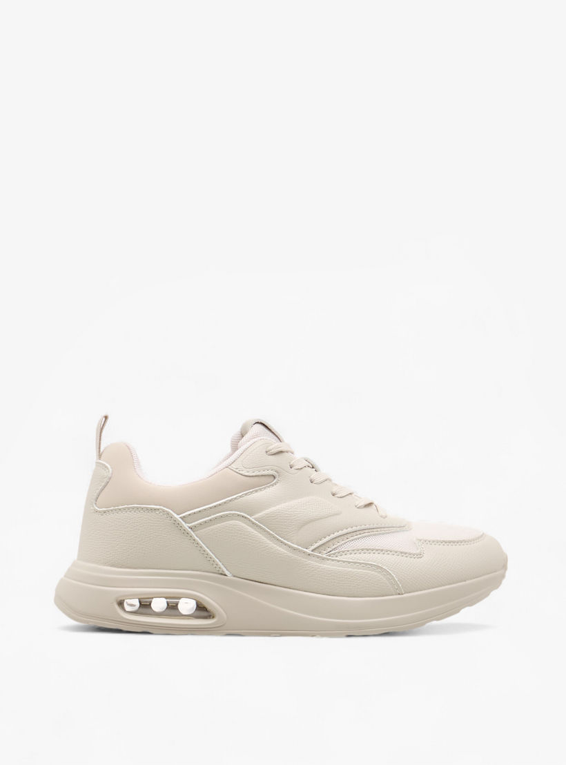 حذاء سنيكرز بألواح ورباط إغلاق من ميسى-women-shoes-sneakers-image-4