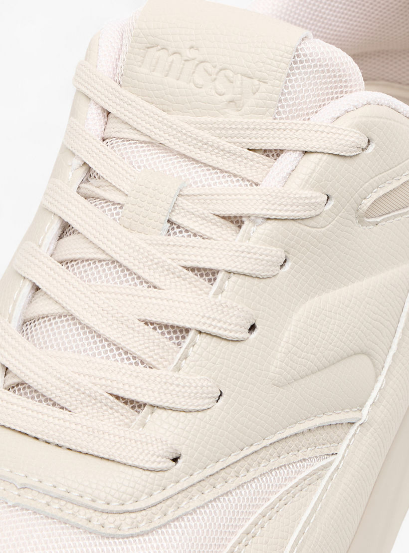 حذاء سنيكرز بألواح ورباط إغلاق من ميسى-women-shoes-sneakers-image-5