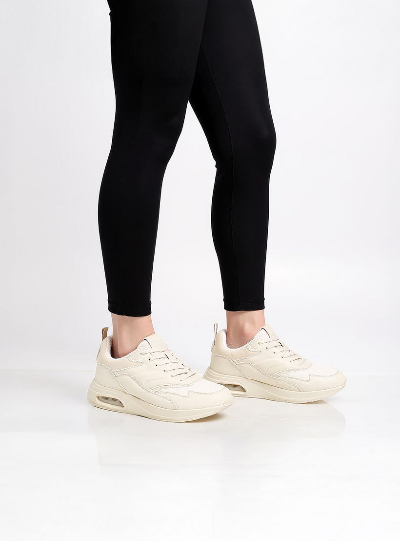 حذاء سنيكرز بألواح ورباط إغلاق من ميسى-women-shoes-sneakers-image-2