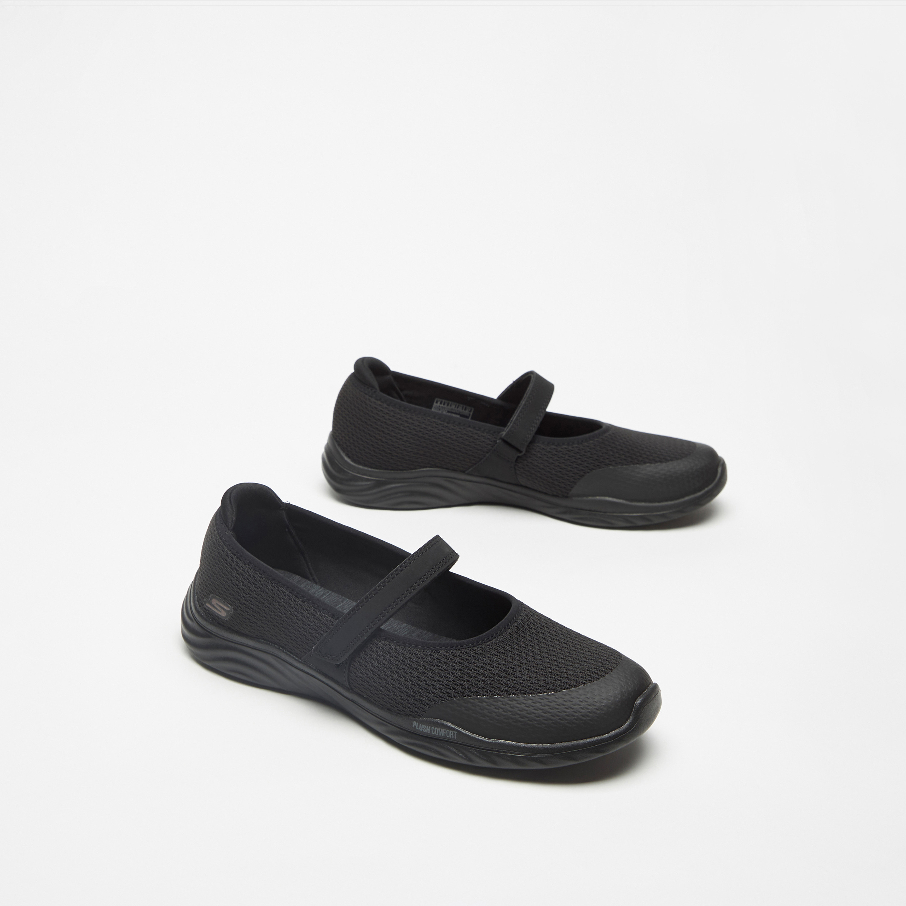 حذاء كاجوال من سكيتشرز أون ذا جو ايديل جوجا مات | 137020-sports-women-shoes-image-1