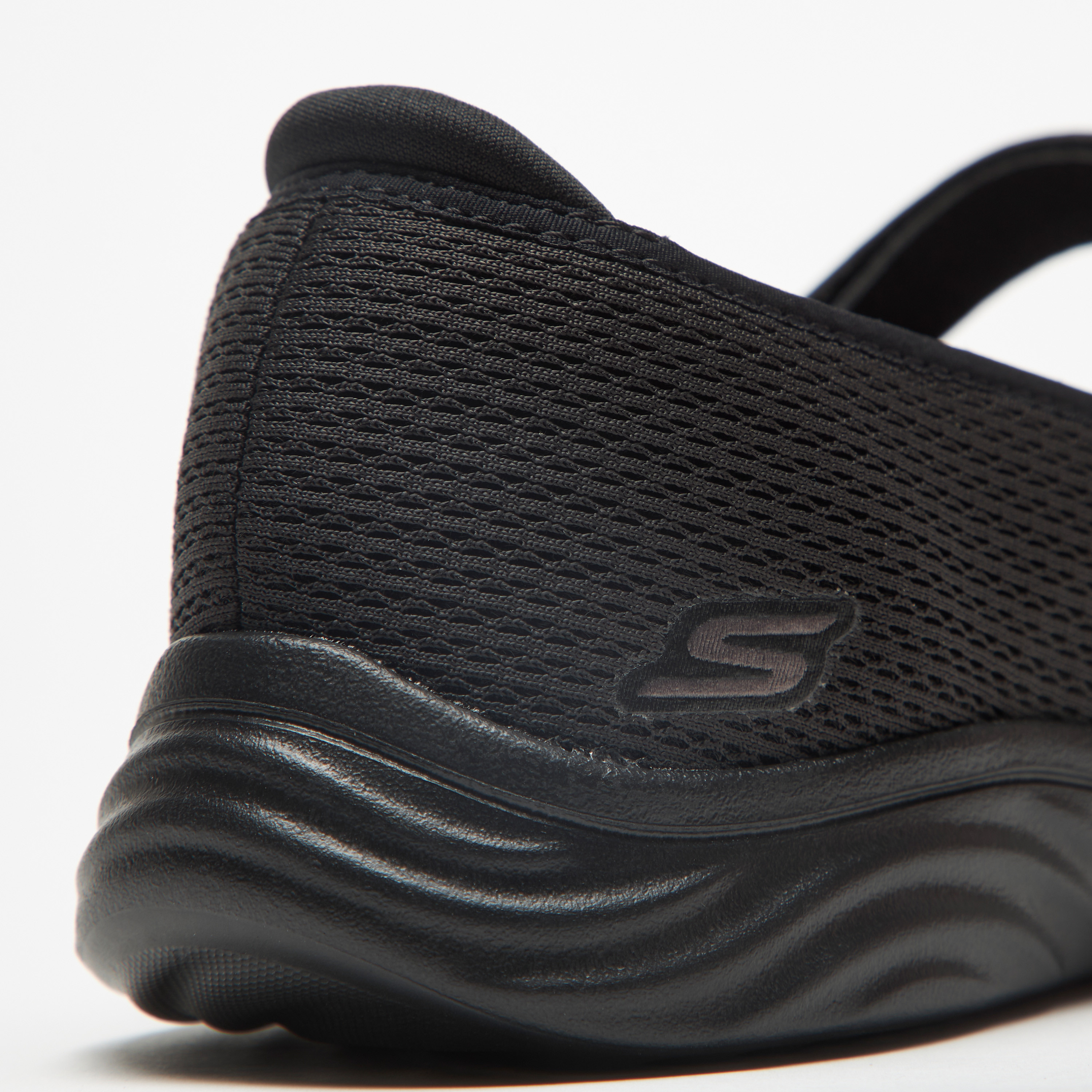 حذاء كاجوال من سكيتشرز أون ذا جو ايديل جوجا مات | 137020-sports-women-shoes-image-8