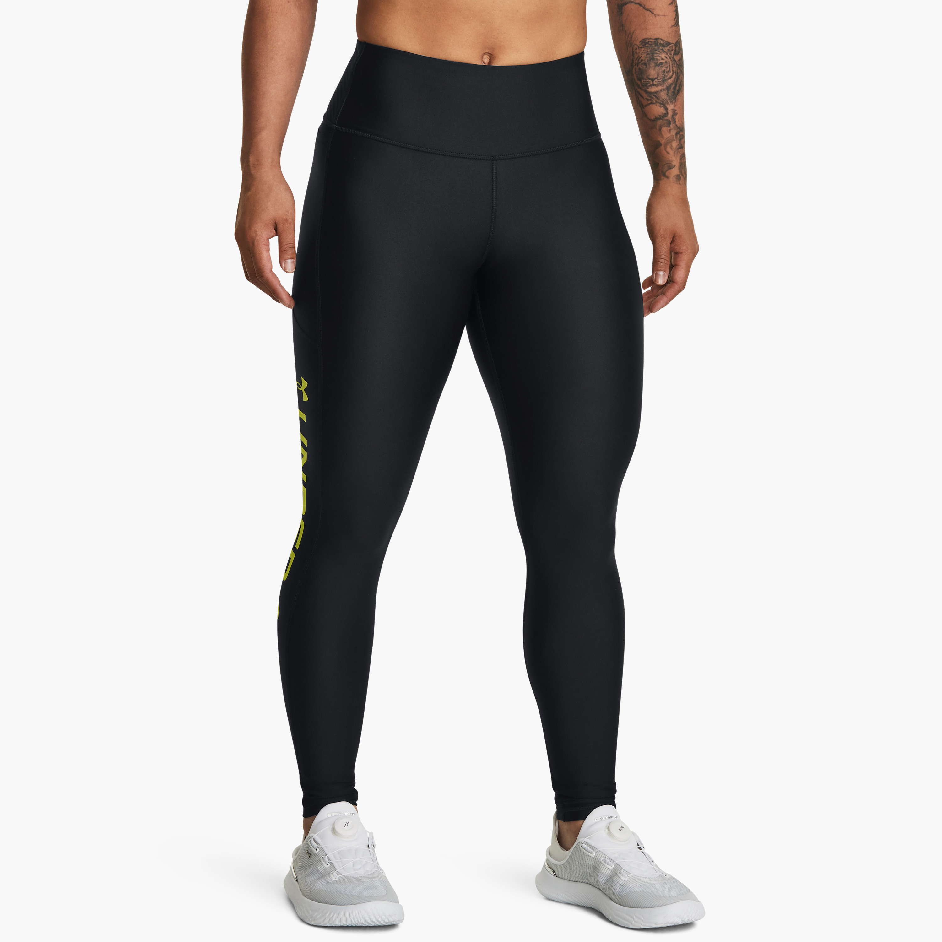 بنطلون ضيقة بخصر مرتفع مطبوع عليه علامة تجارية من اندر ارمر | 1376327-women-clothing-bottoms-leggings-image-5