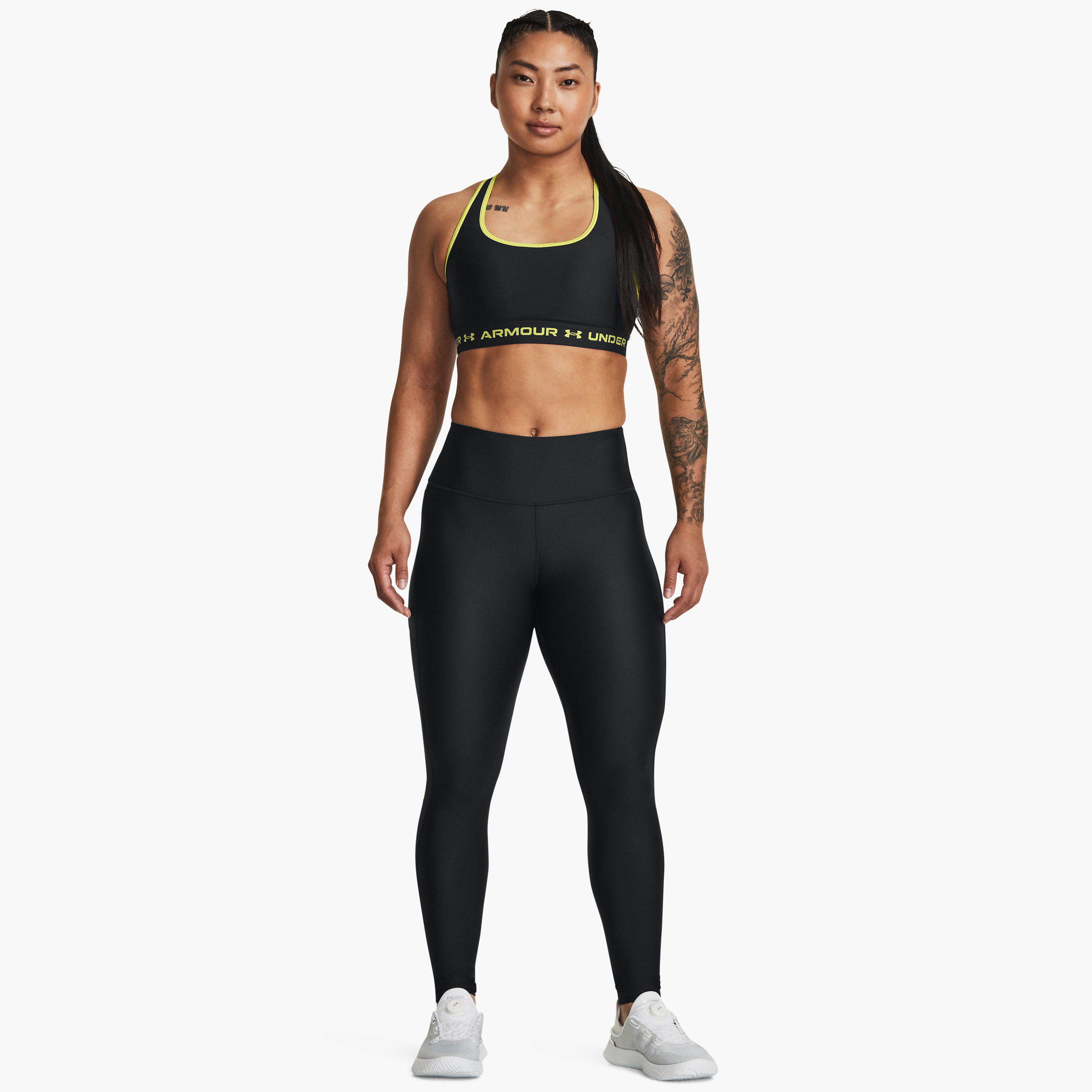 بنطلون ضيقة بخصر مرتفع مطبوع عليه علامة تجارية من اندر ارمر | 1376327-women-clothing-bottoms-leggings-image-6