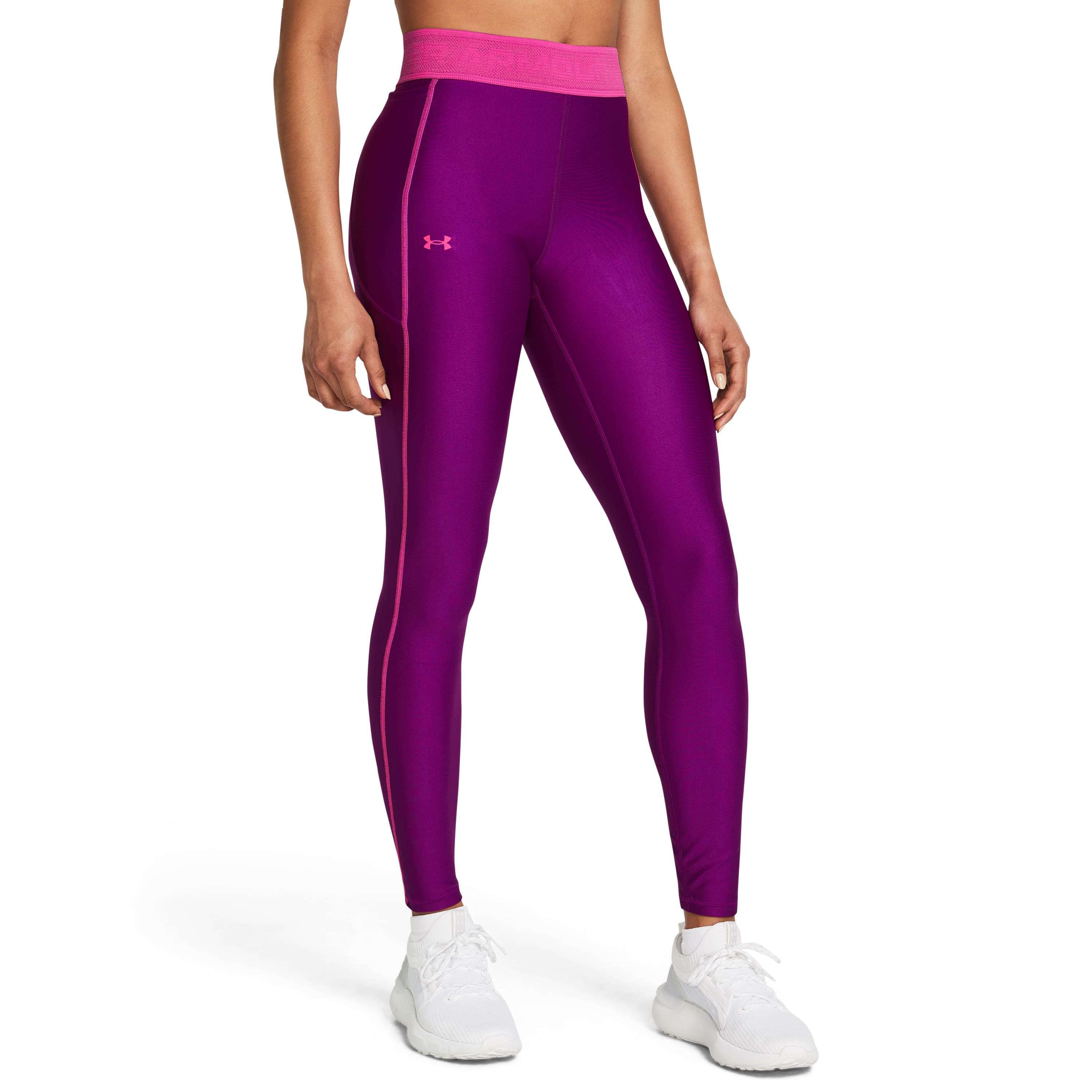 بنطلون ضيق بخصر مرتفع وساق سادة وبطبعة لوجو العلامة التجارية من اندر ارمور | 1377089-women-clothing-bottoms-leggings-image-5