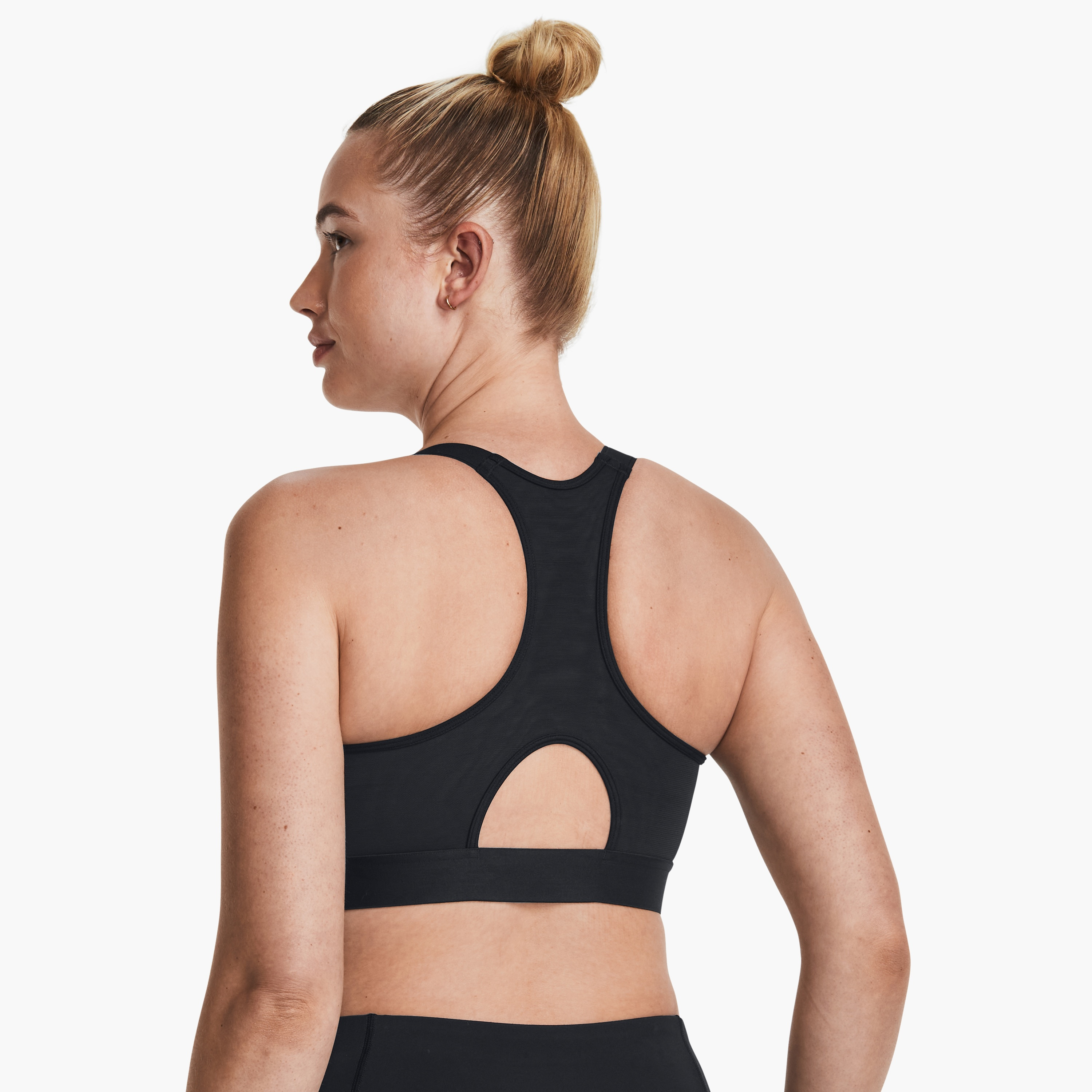 Under Armour HG High Logo Scoop Neck Sleeveless Sports Bra | 1379195-women-clothing-sportswearandactivewear-sportsbras-image-2