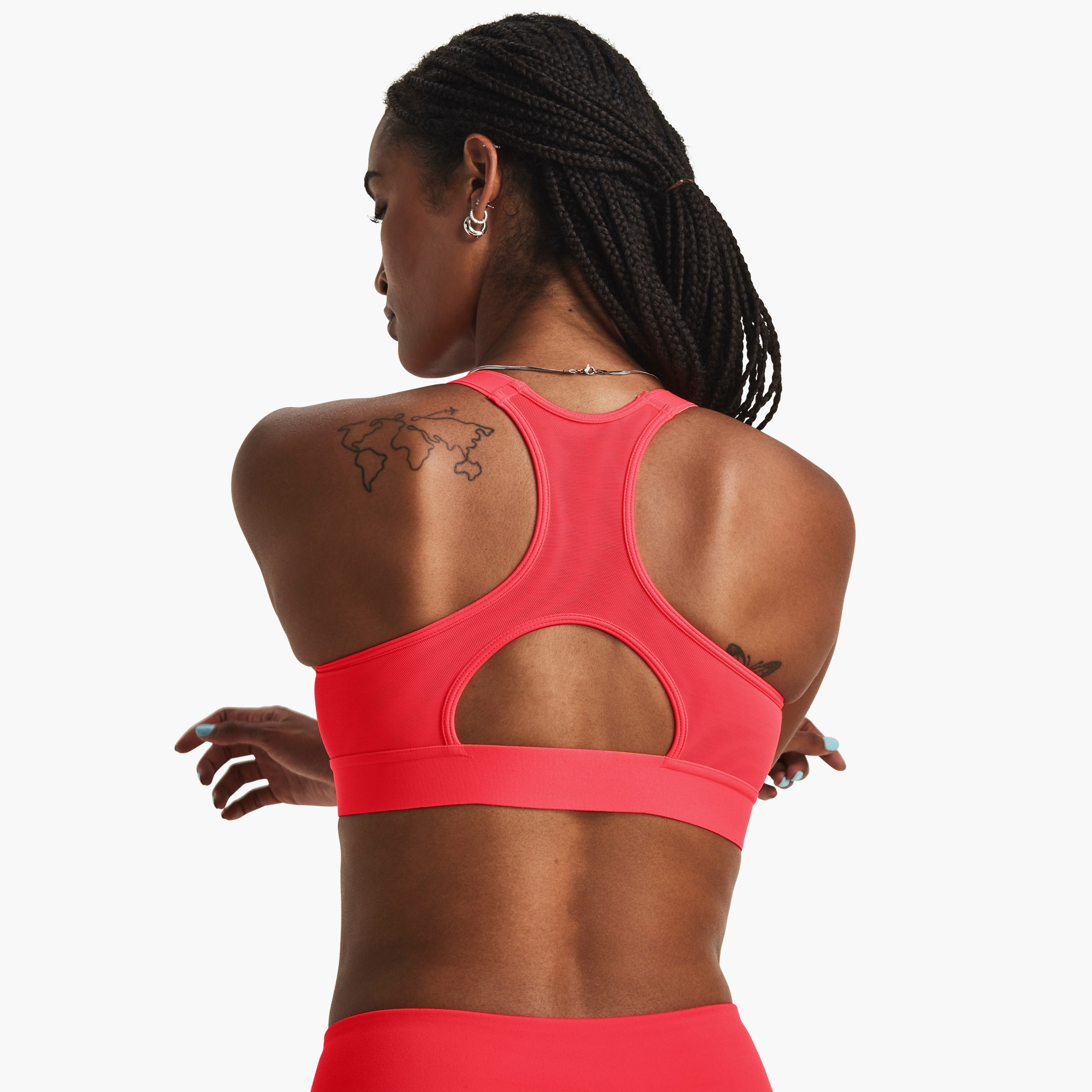 حمالة صدر رياضية بدون أكمام بفتحة رقبة عالية وشعار أتش جي من اندر ارمور | 1379195-women-clothing-sportswearandactivewear-sportsbras-image-7