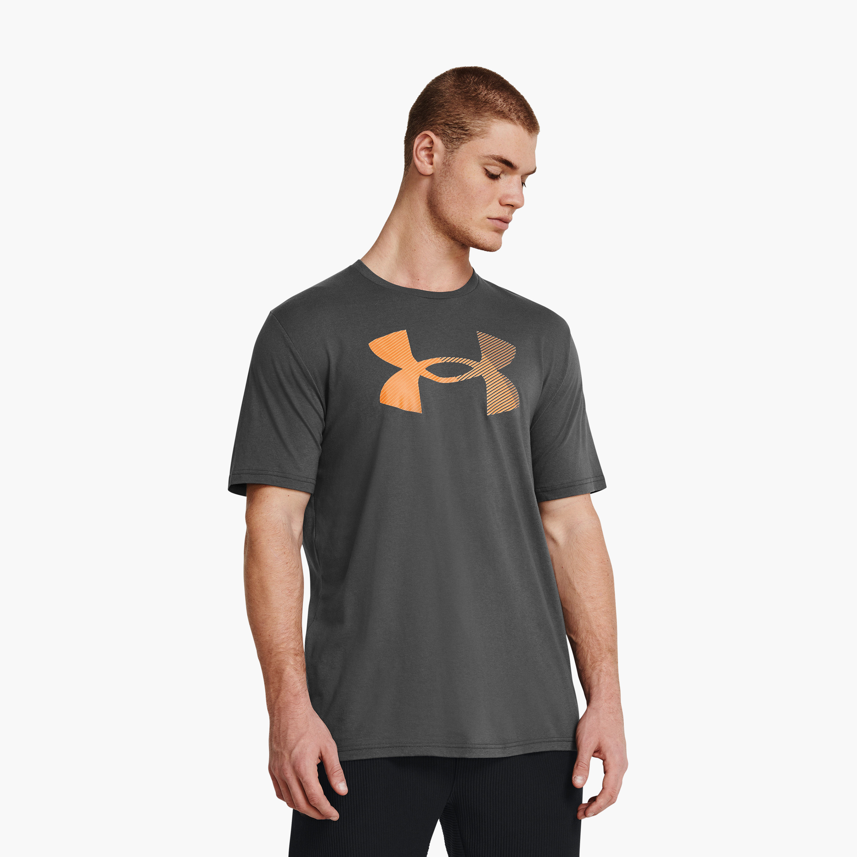 Under Armour Men's Big Logo Fill T-shirt 1379451-025 | OE-men-clothing-sportswearandactivewear-tshirtsandpolos-image-1