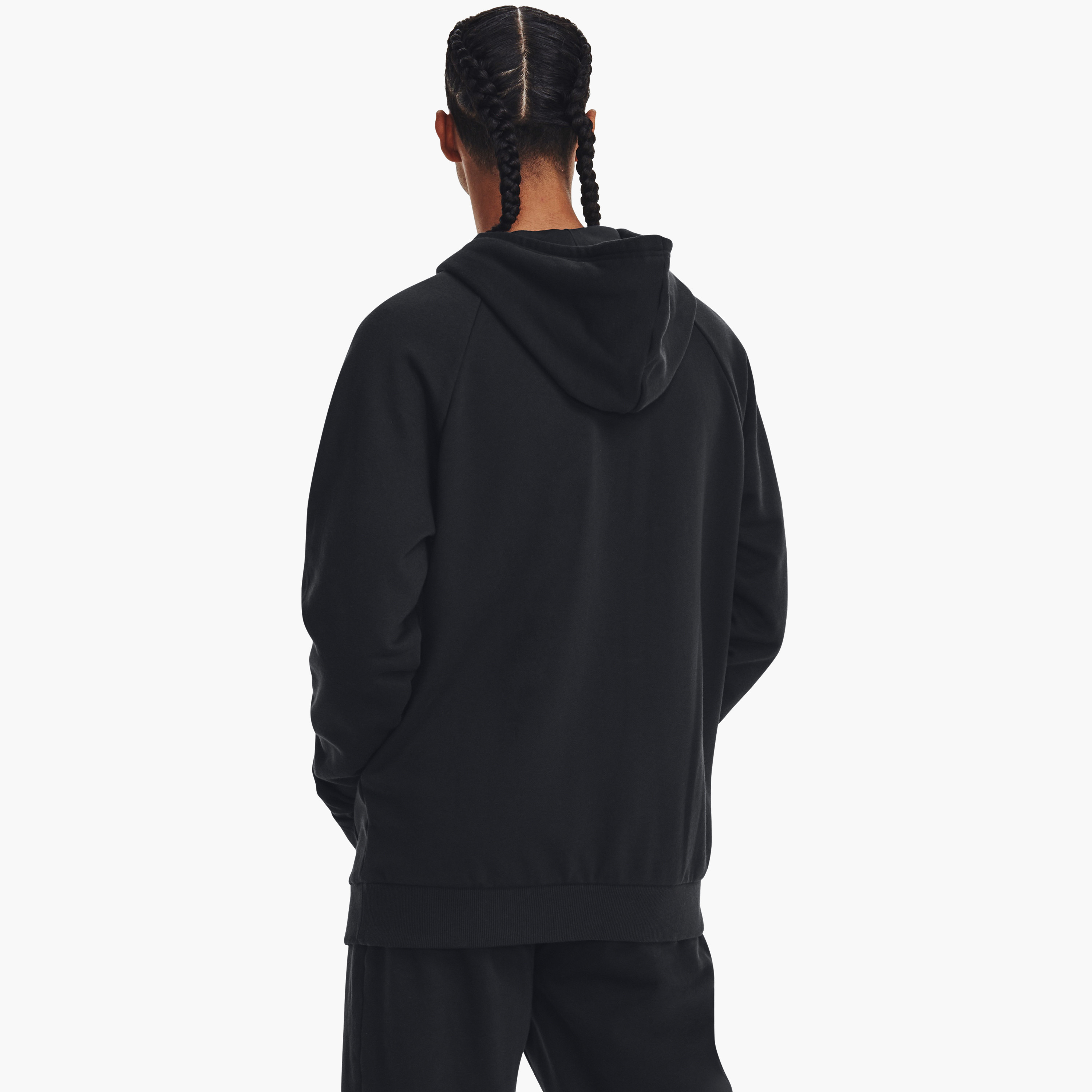 هوديس بغطاء للرأس وأكمام طويلة وشعار مطبوع من اندر ارمور | 1379758-men-winterwear-hoodiesandsweatshirts-image-4