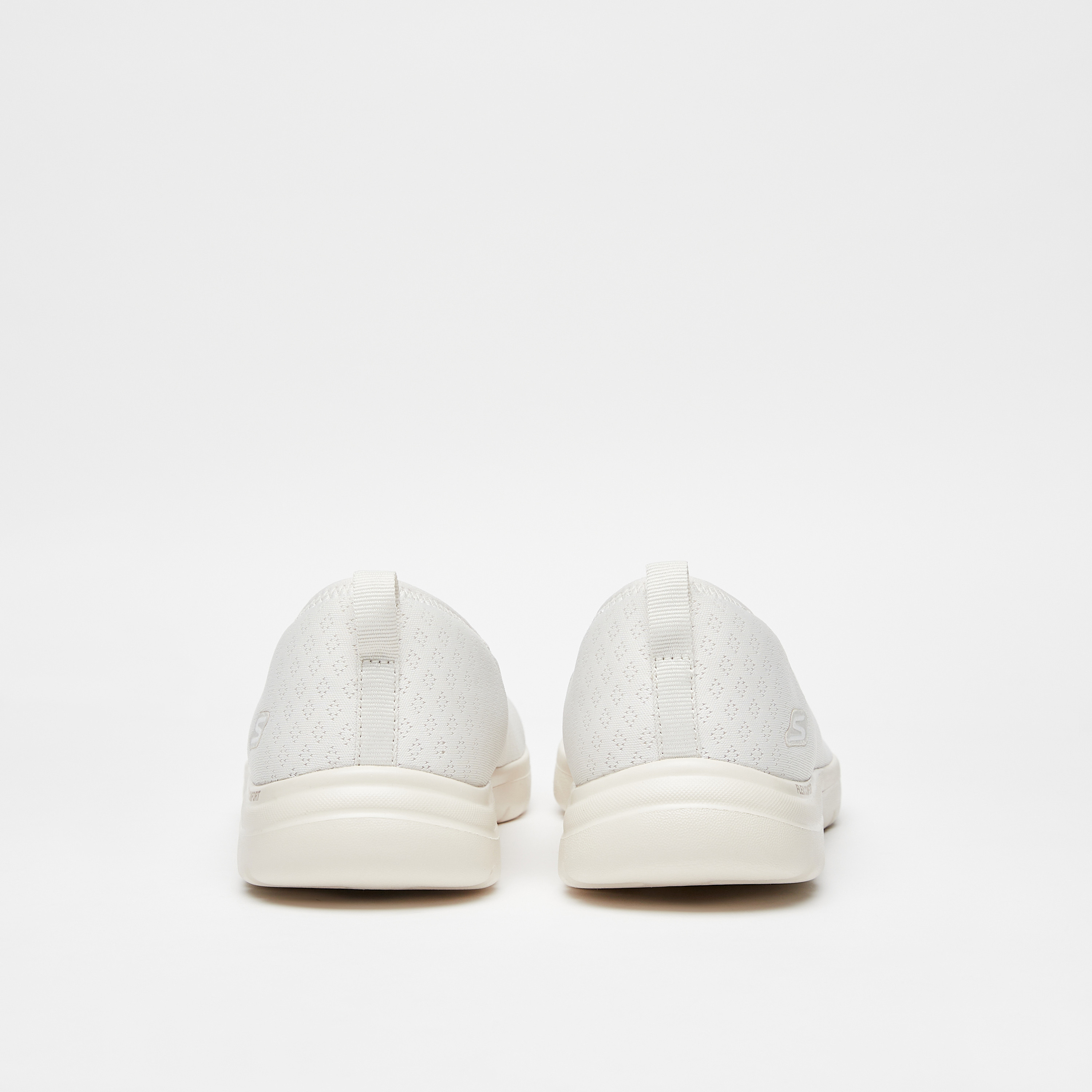 سكيتشرز حذاء مشي أون ذا جو فليكس ميموري فوم للنساء 138360-BBK | OE-women-shoes-ballerinas-image-18