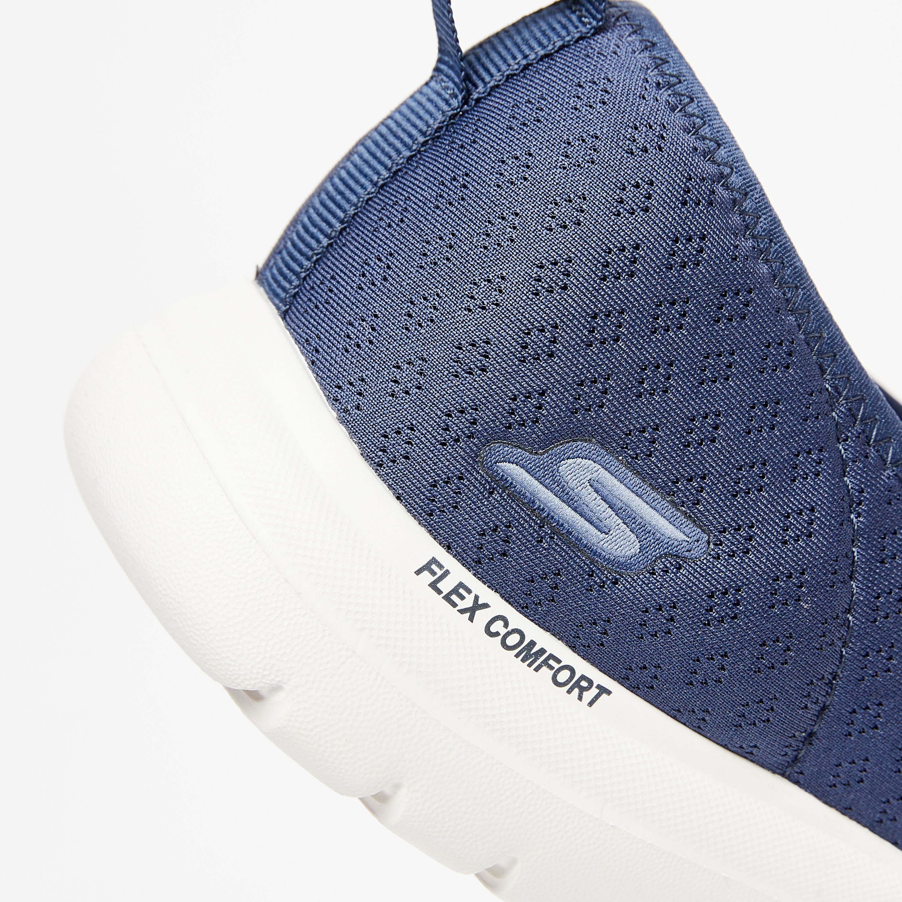 سكيتشرز حذاء مشي أون ذا جو فليكس ميموري فوم للنساء 138360-BBK | OE-women-shoes-sneakers-image-1