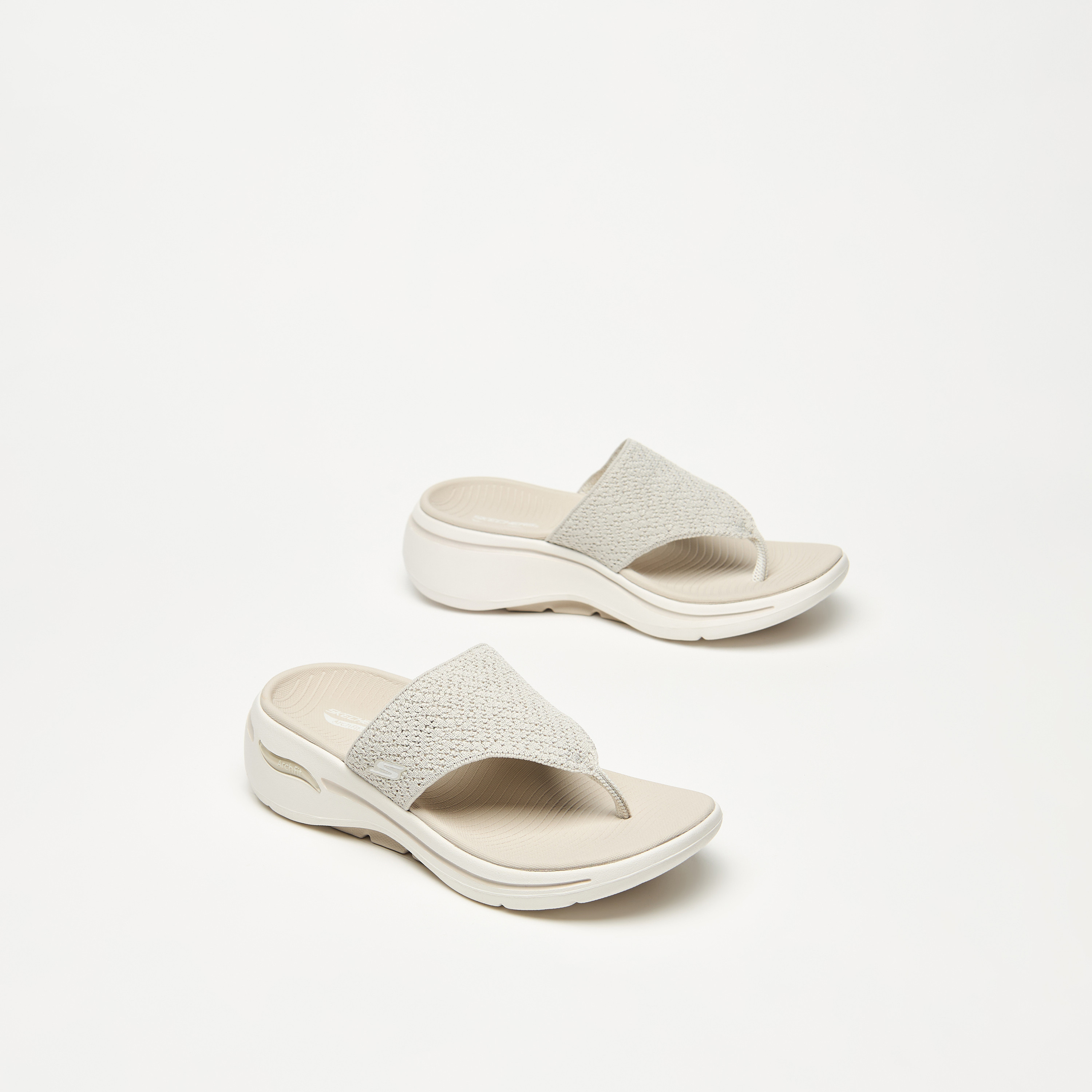 سكيتشرز حذاء جو ووك ارتش فيت للنساء 140221-NAT | OE-women-shoes-sandals-flats-image-1