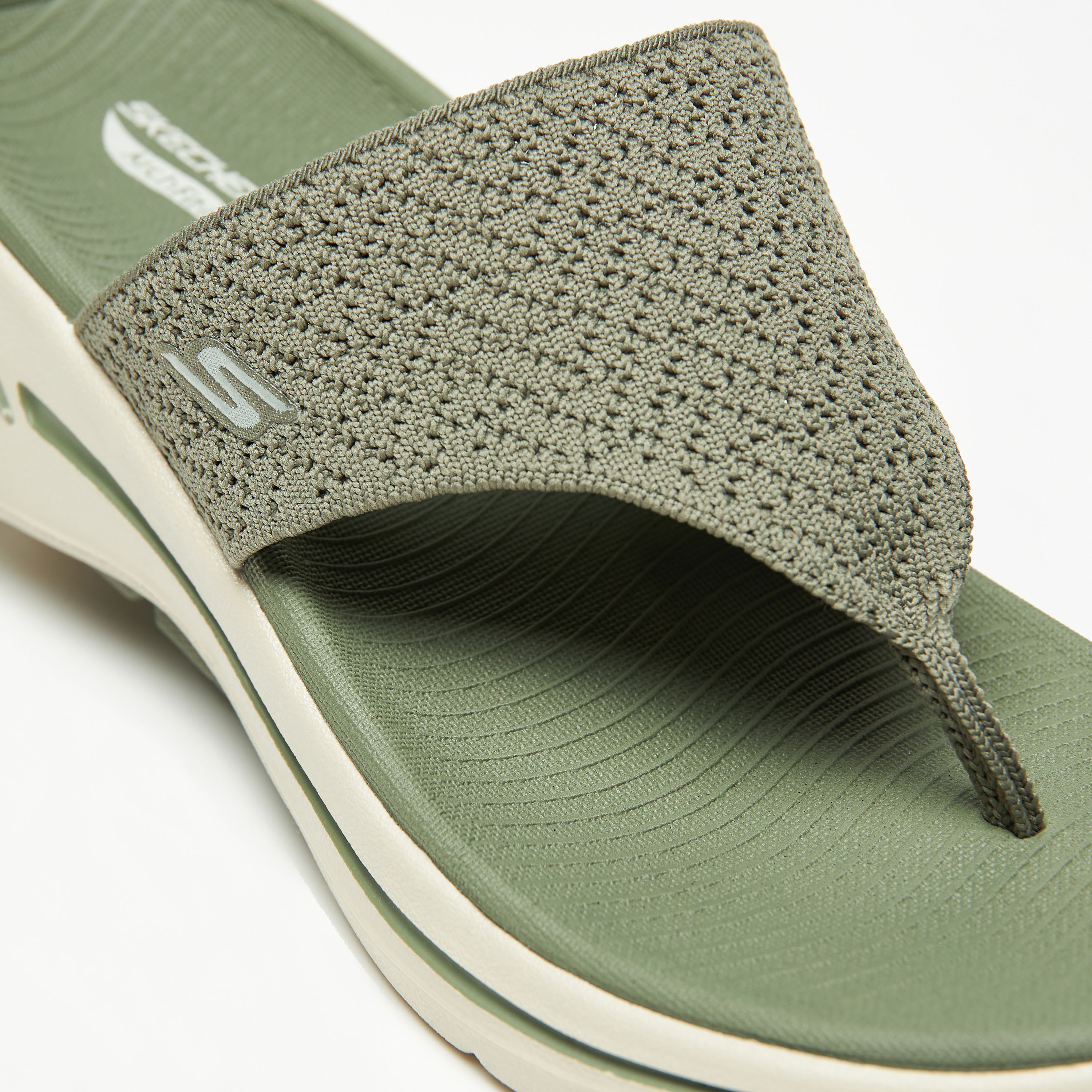 سكيتشرز حذاء جو ووك ارتش فيت للنساء 140221-NAT | OE-women-shoes-sandals-flats-image-15