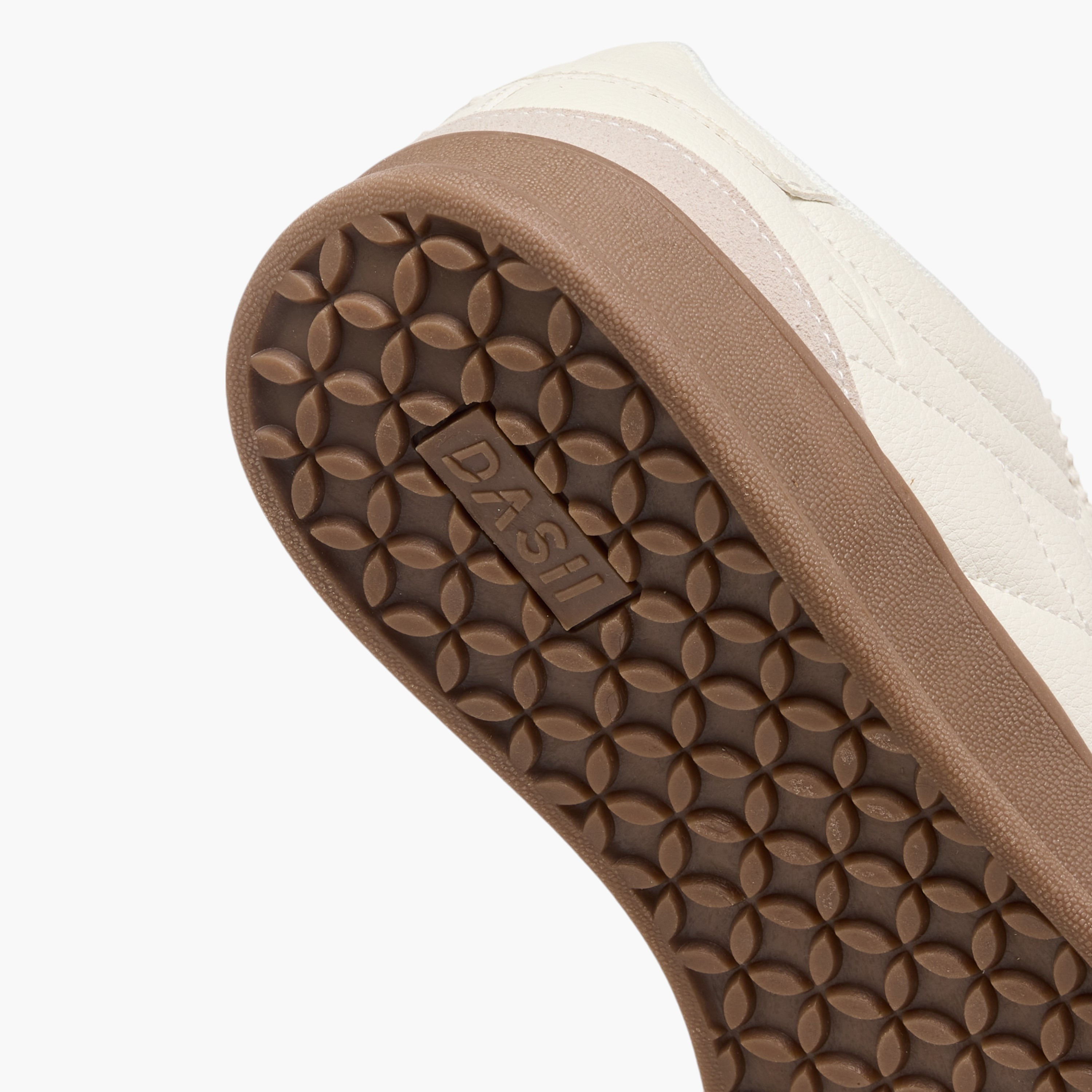 حذاء سنيكرز برباط إغلاق من داش-women-shoes-sneakers-image-7