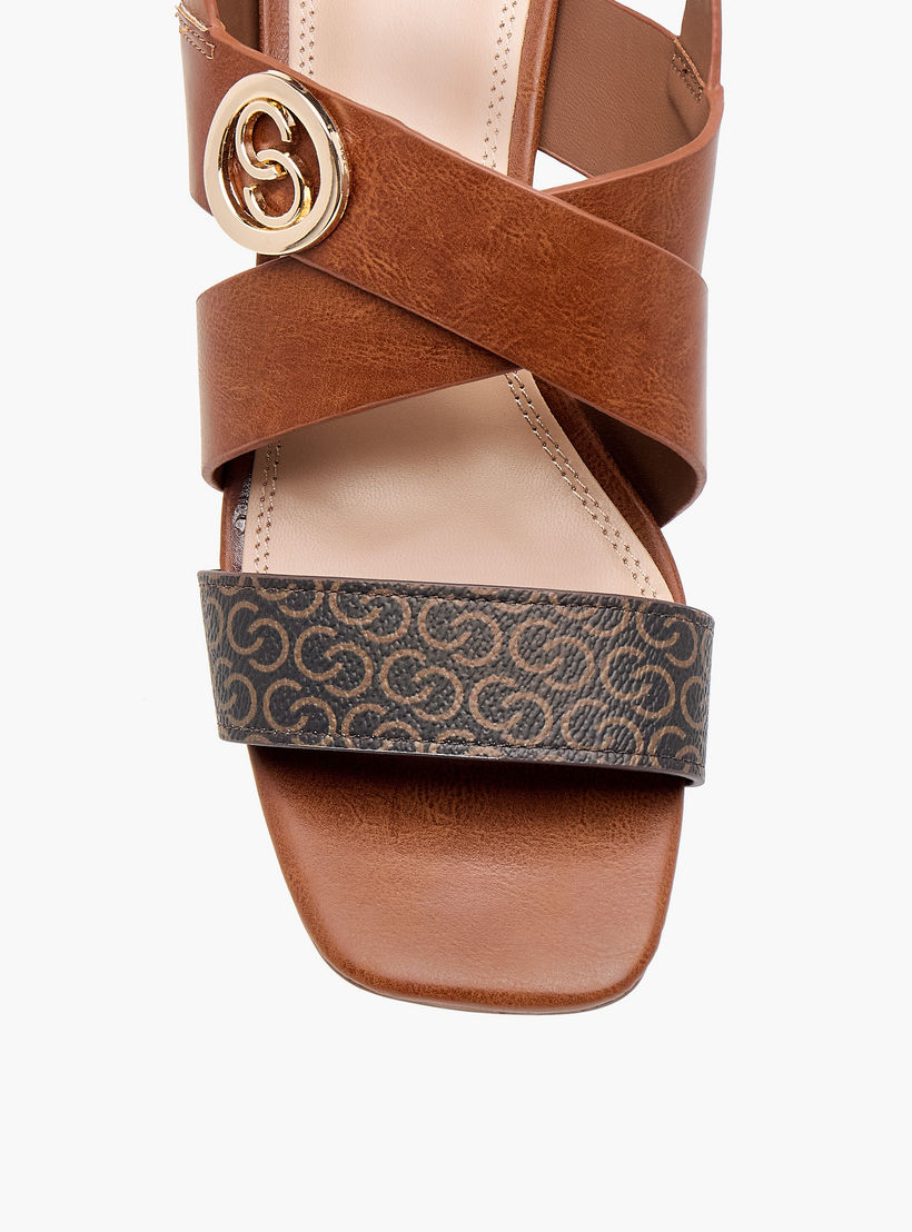 صندل بكعب عريض وطبعات مونوجرام للنساء من سيليست-women-shoes-sandals-heeled-image-4