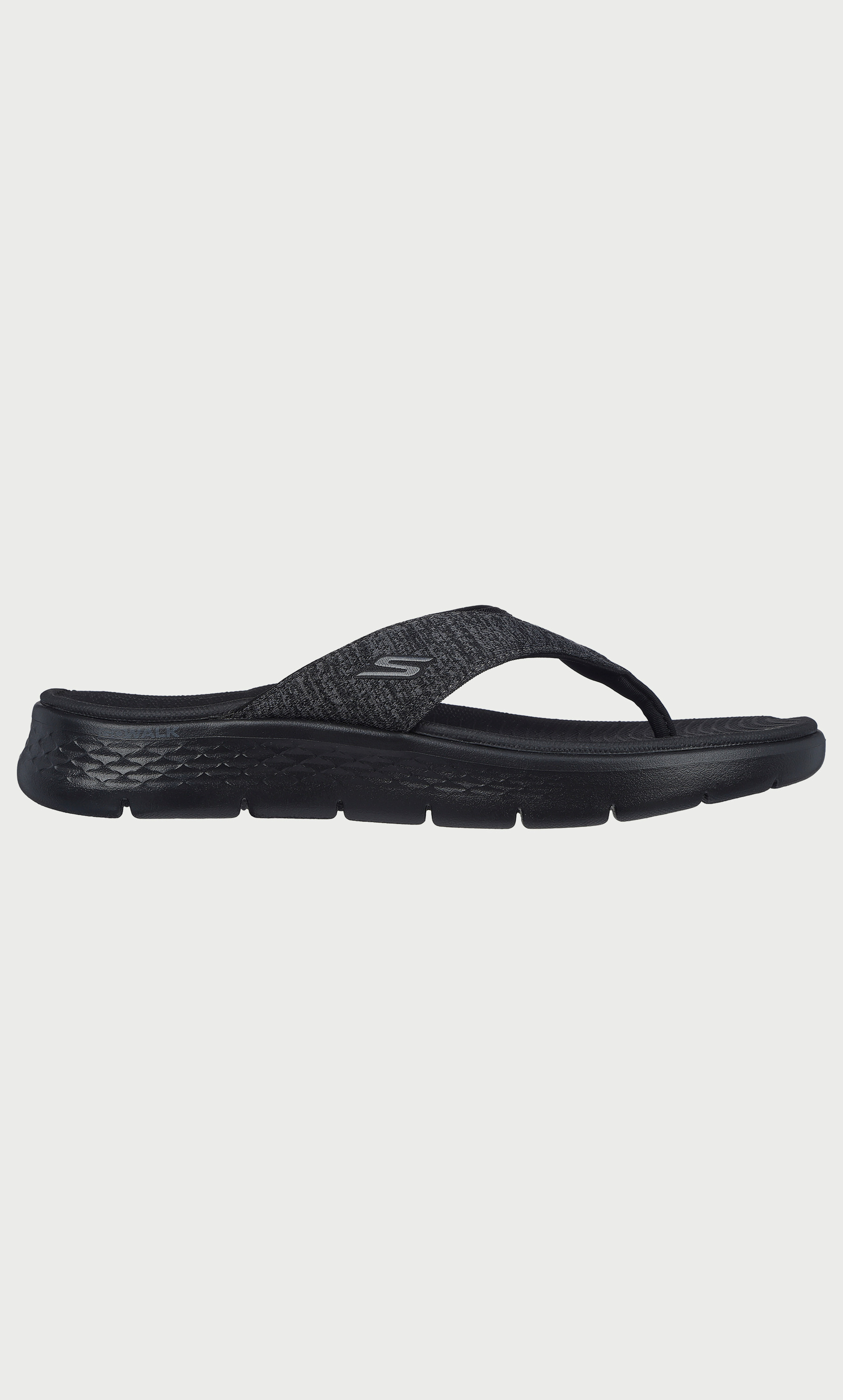 فليب فلوبز من سكيتشرز جو ووك فليكس للنساء مع غوغا مات 141401-women-shoes-flipflopsandslides-image-2