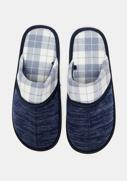 Checked Closed Toe Bedroom Slippers