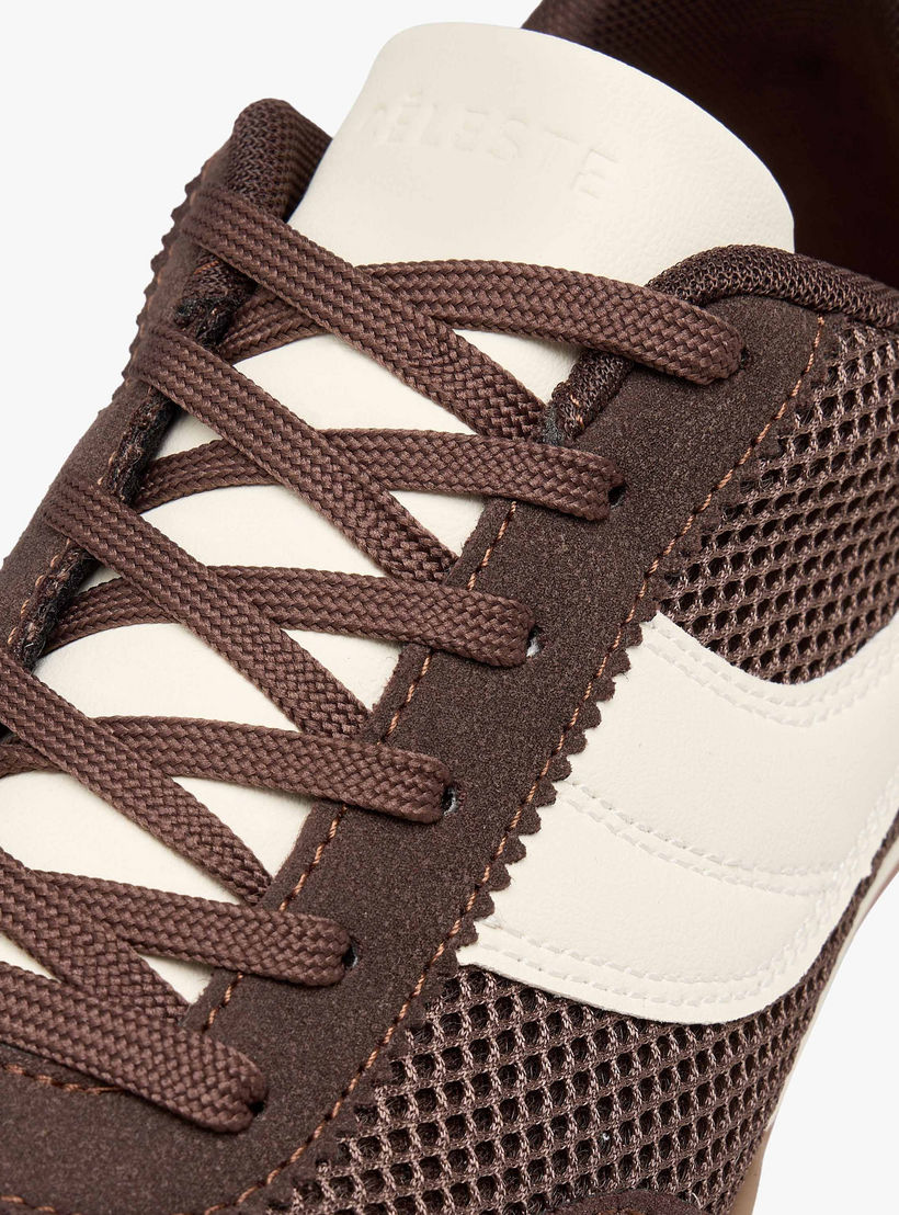 حذاء سنيكرز برباط إغلاق للنساء من سيليست-women-shoes-sneakers-image-4