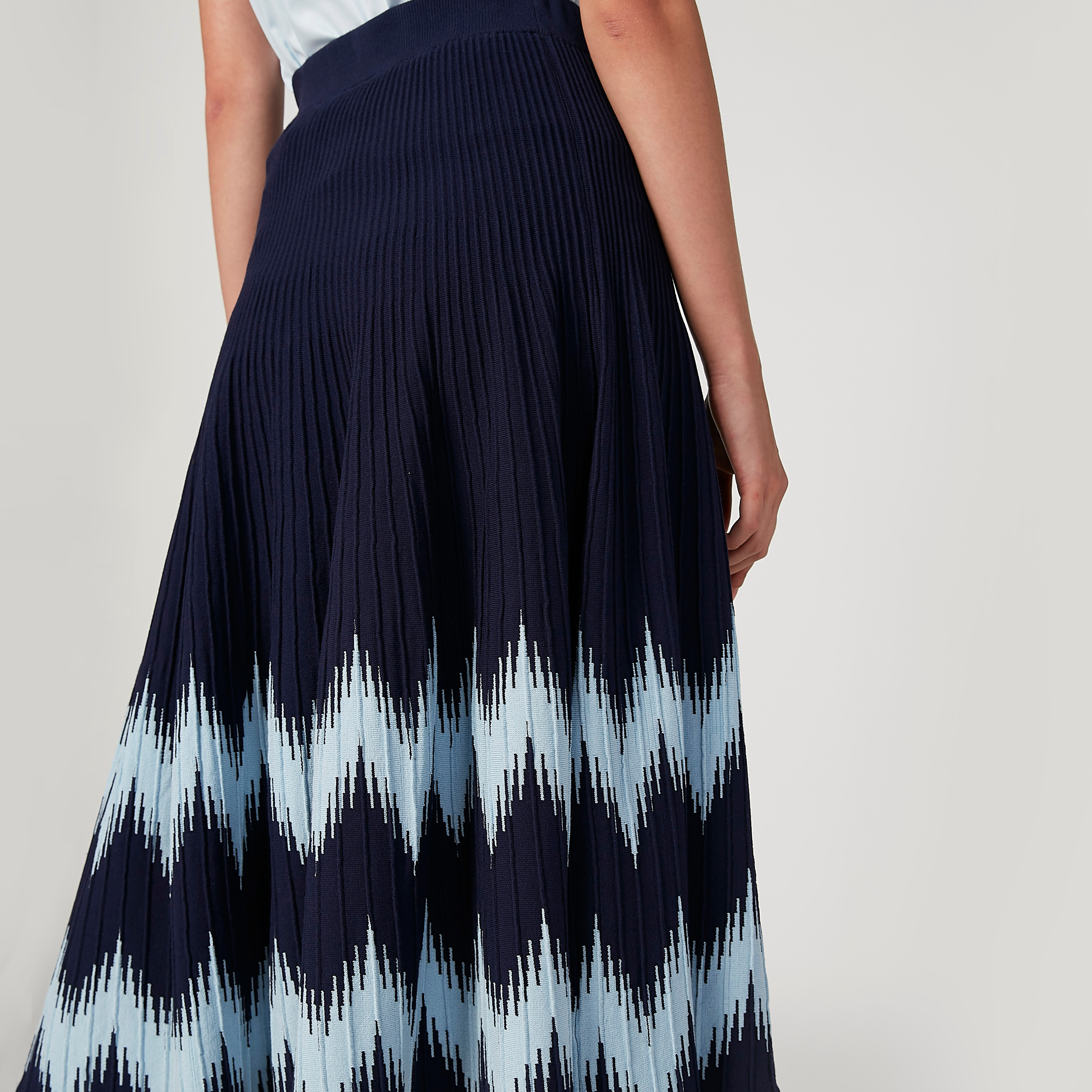 Buy Women s ELLE Printed A line Midi Skirt Online Centrepoint UAE