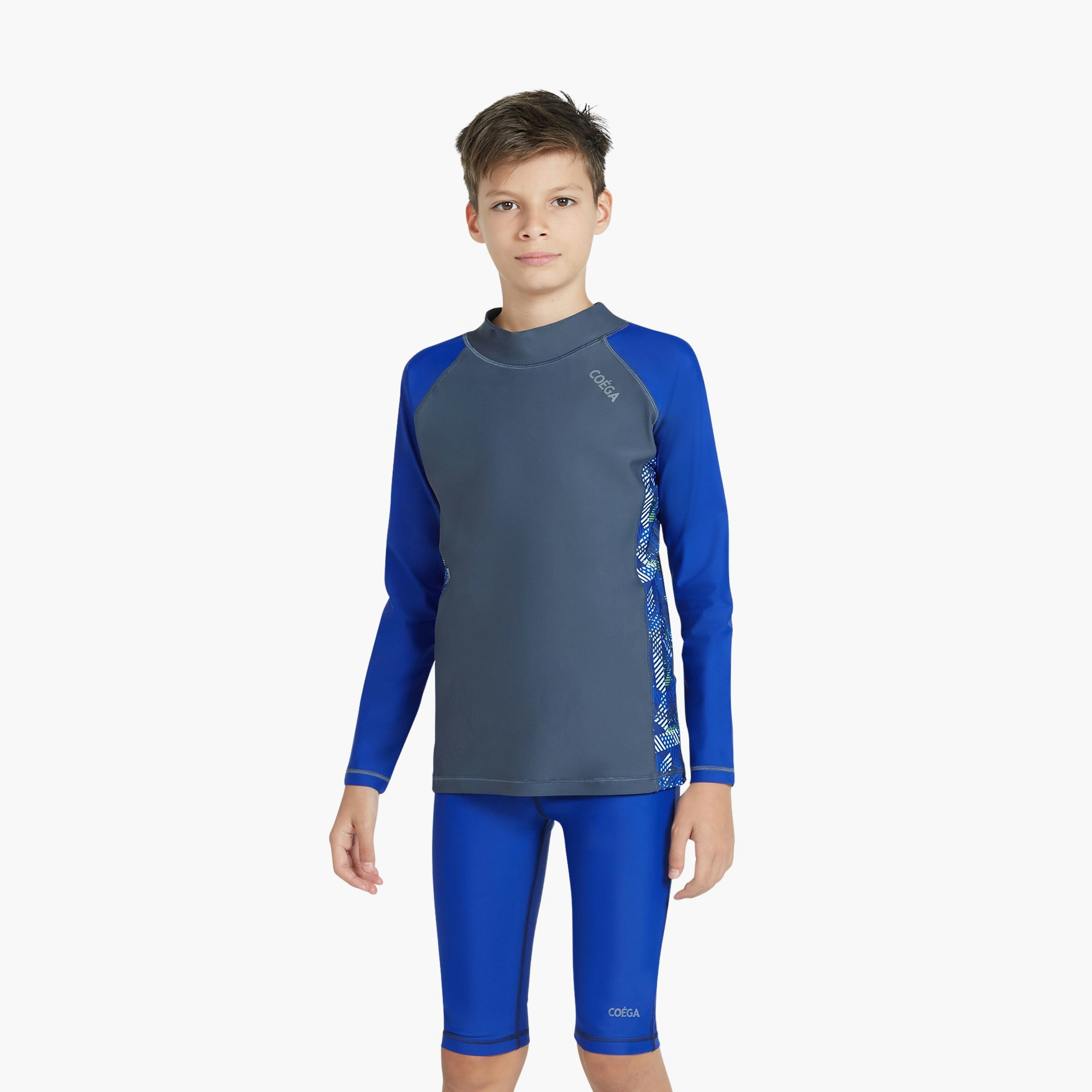 واقي الراش جارد بأكمام طويلة من كويغا بويز - ألواح جانبية من AOP بخطوط رمادية زرقاء-boys-clothing-sportswear-swimwear-image-1