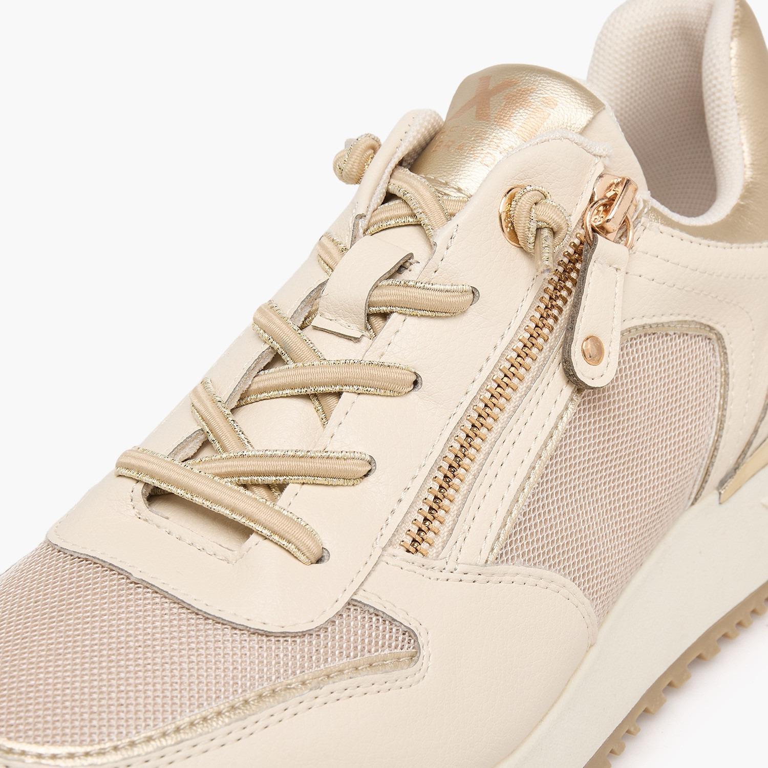 حذاء سنيكرز نسائي برقبة كاحل بكعب إسفين بارز الملمس من إكس تي آي-women-shoes-sneakers-image-4