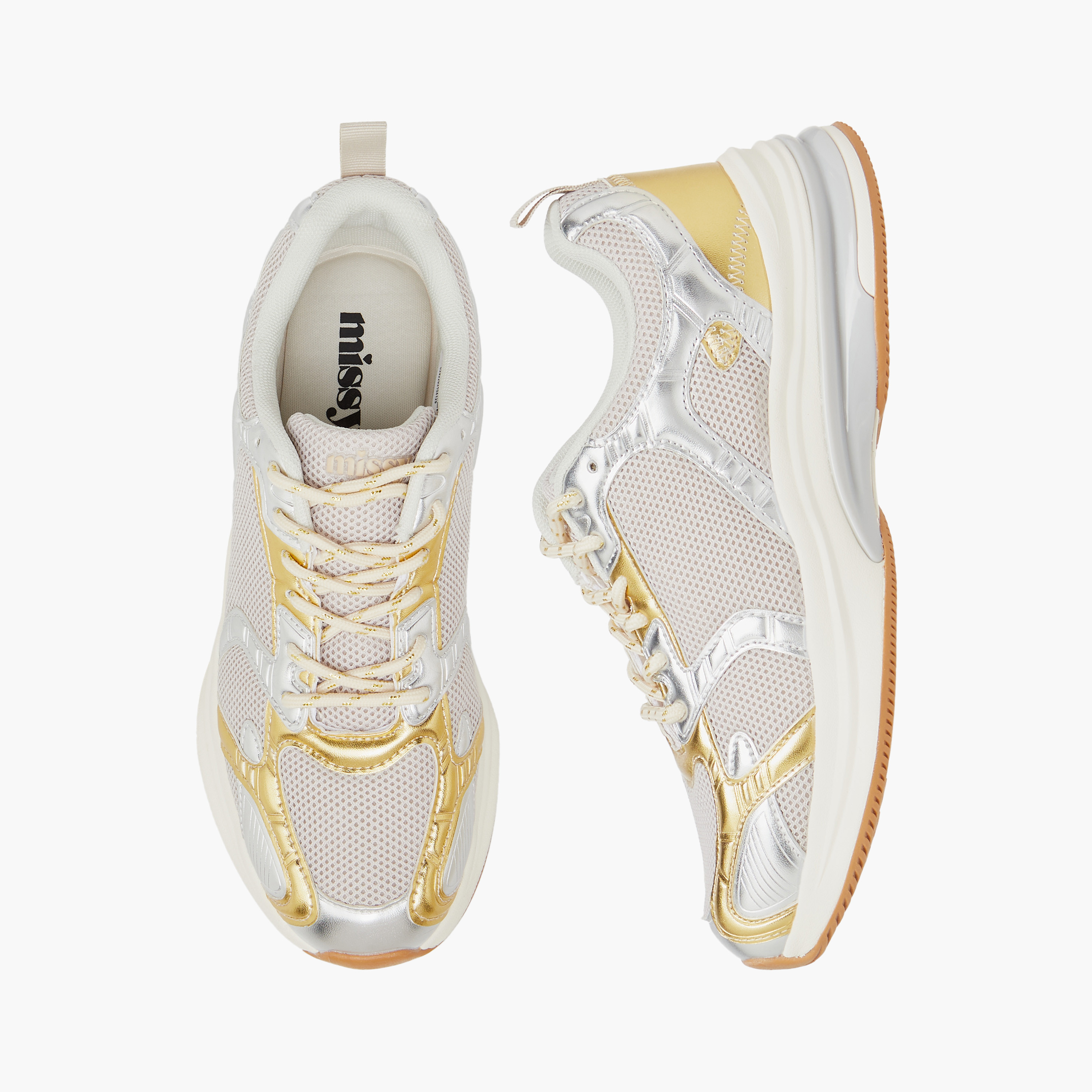 حذاء سنيكرز بألواح ورباط إغلاق من ميسي-women-shoes-sneakers-image-1
