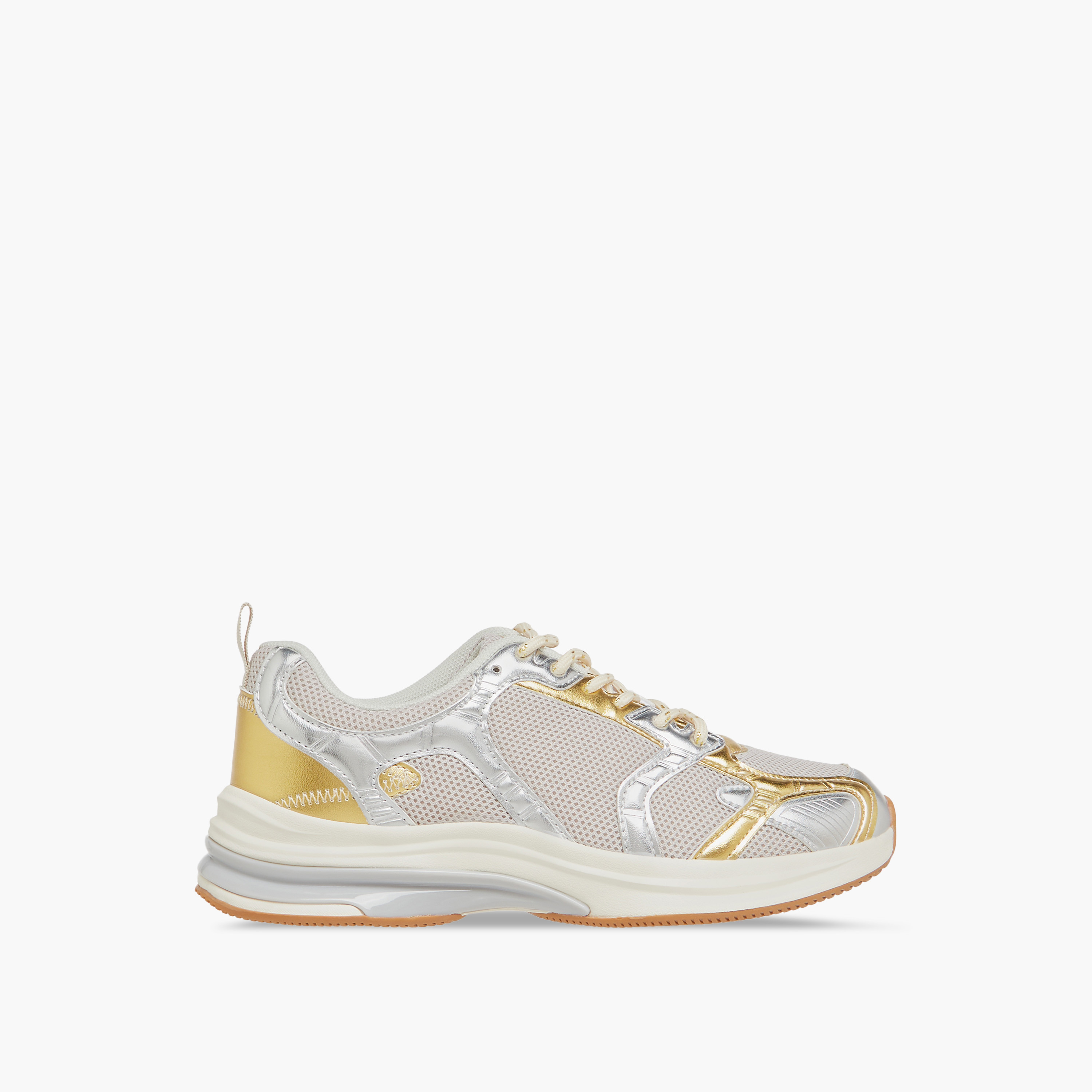 حذاء سنيكرز بألواح ورباط إغلاق من ميسي-women-shoes-sneakers-image-3