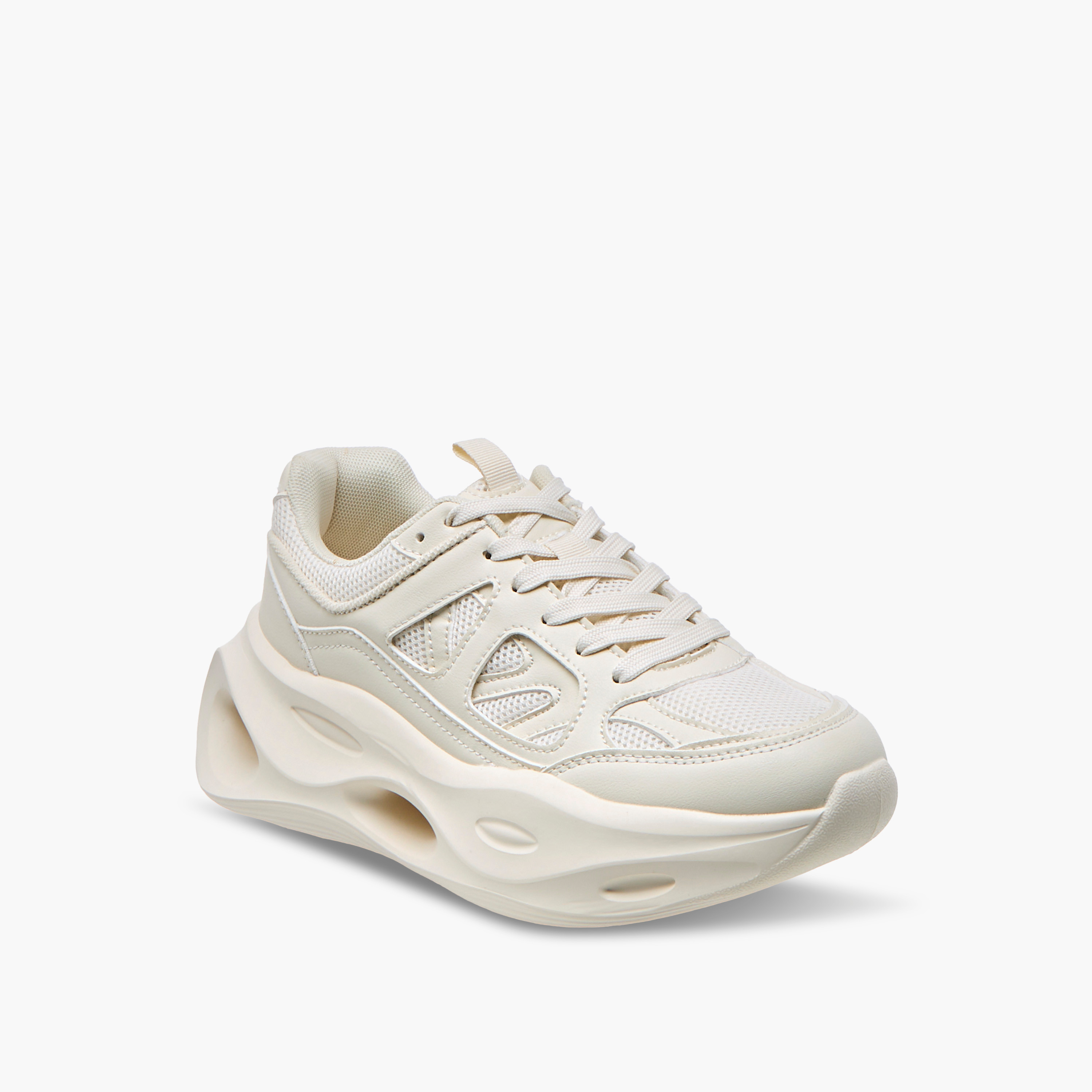 حذاء سنيكرز برباط إغلاق من ميسي-women-shoes-sneakers-image-2