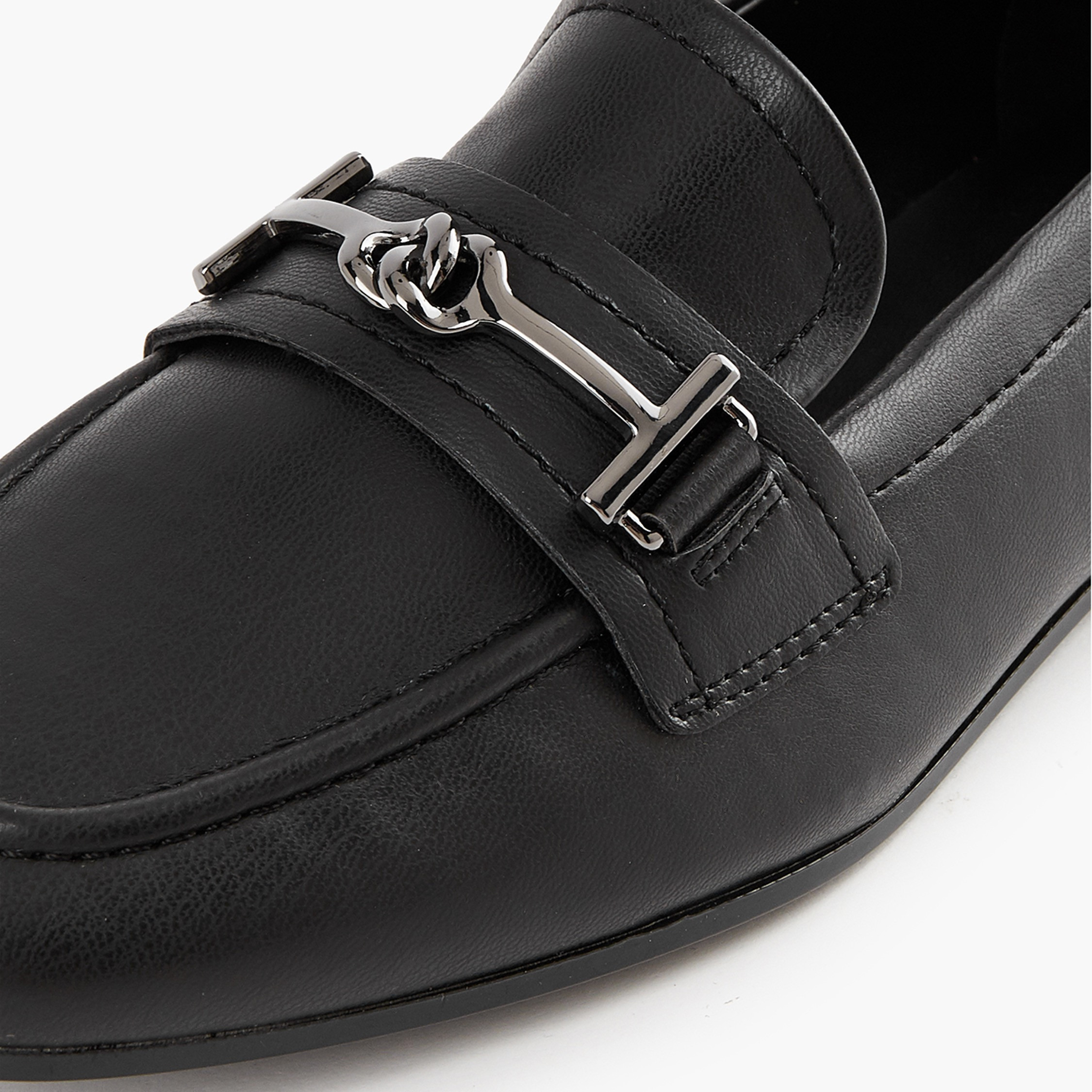 حذاء سهل الارتداء بزينة لجام حصان للنساء من سيليست-women-shoes-loafersandmoccasins-image-4